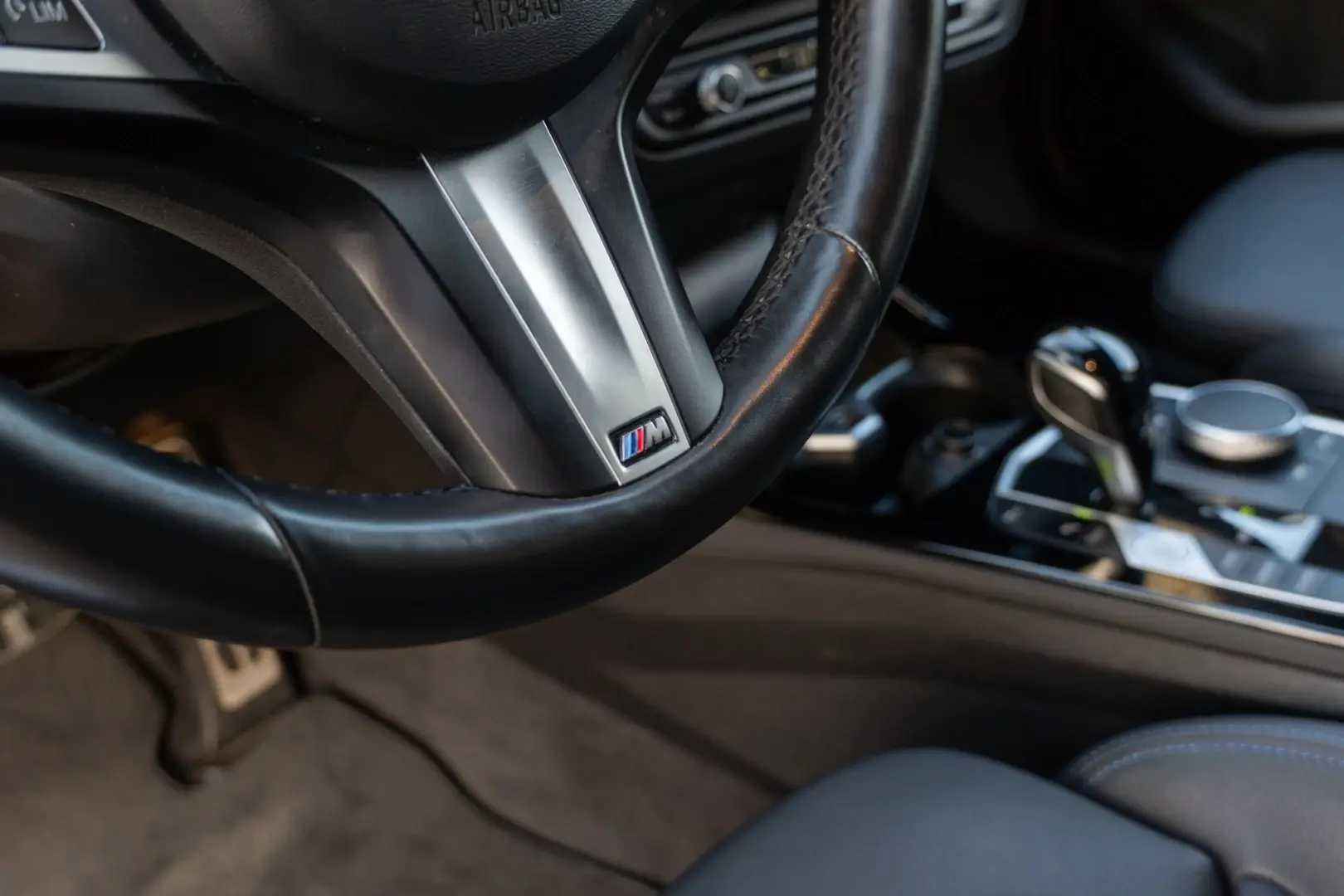 BMW 116 d Pack Desportivo M Auto 35