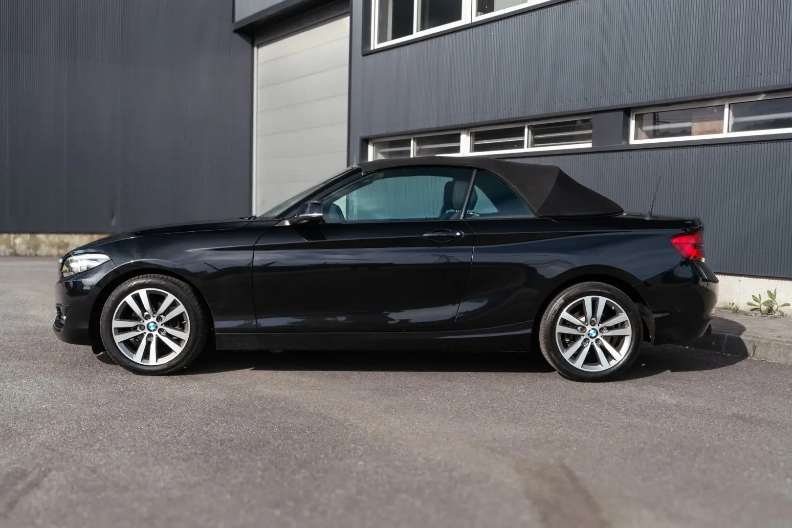 BMW 218 d Cabrio Line Sport 27