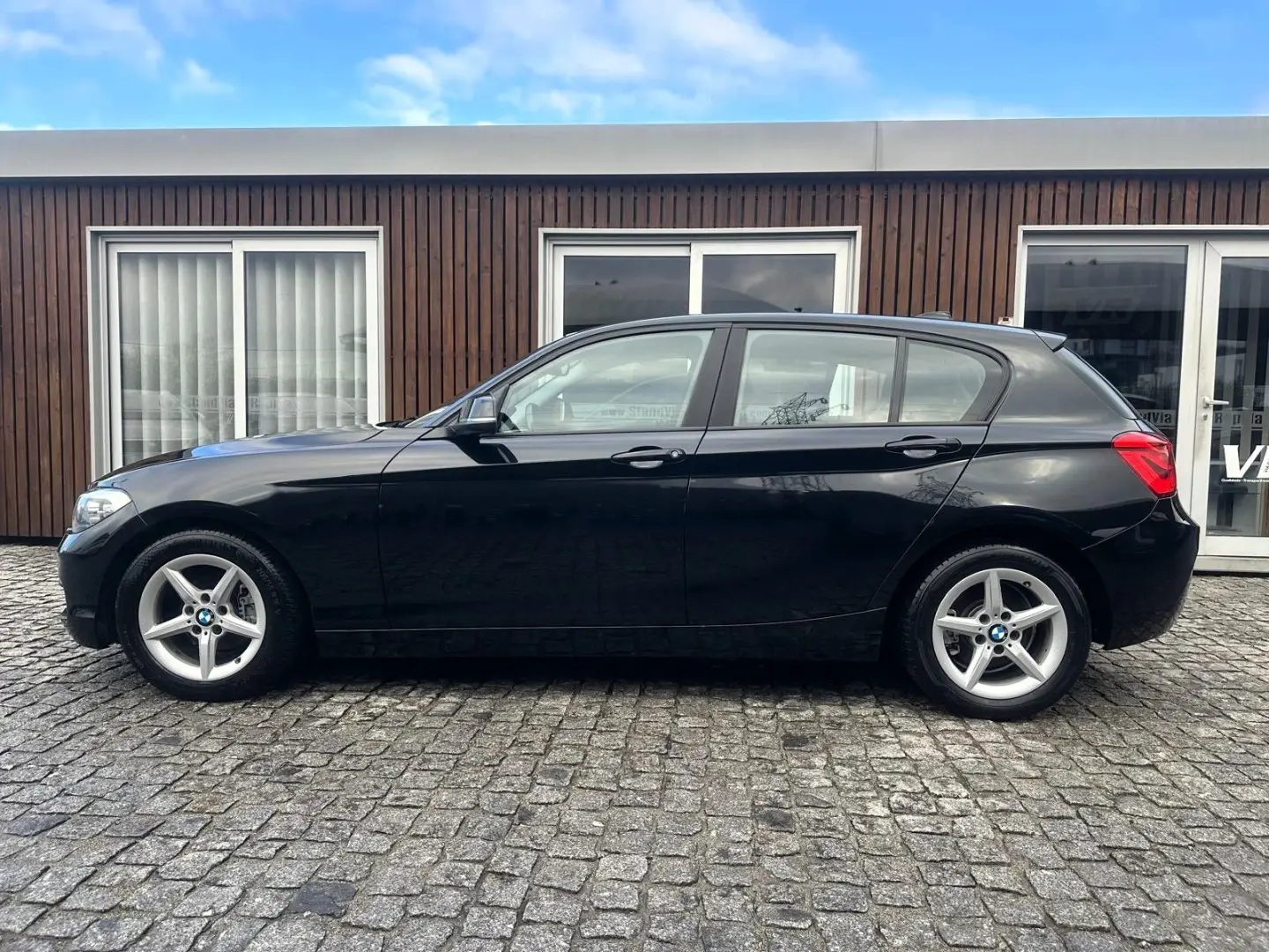 BMW 114 d Advantage 27