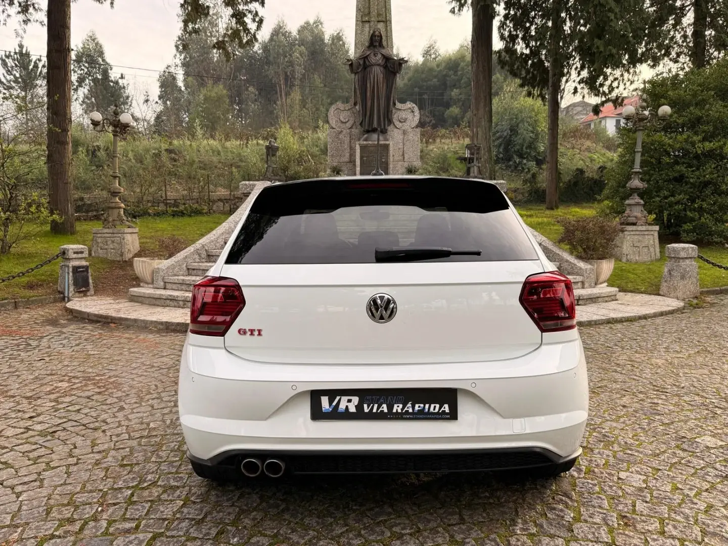 Volkswagen Polo 2.0 TSI DSG GTI 5