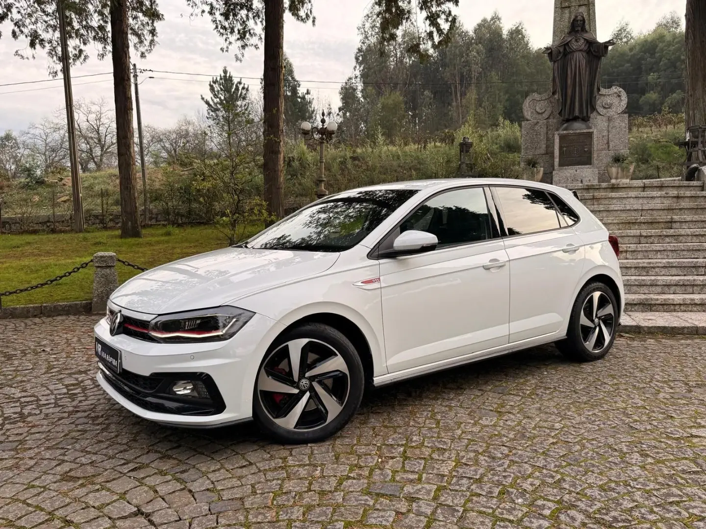 Volkswagen Polo 2.0 TSI DSG GTI 24
