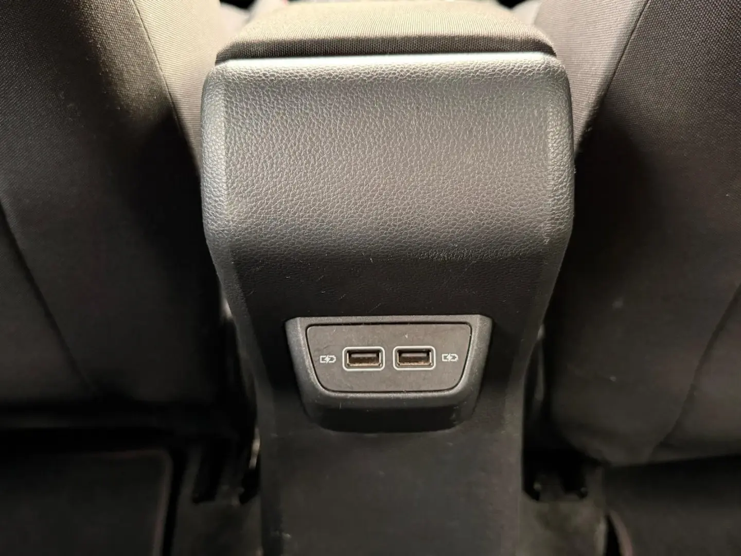 Volkswagen Polo 2.0 TSI DSG GTI 30
