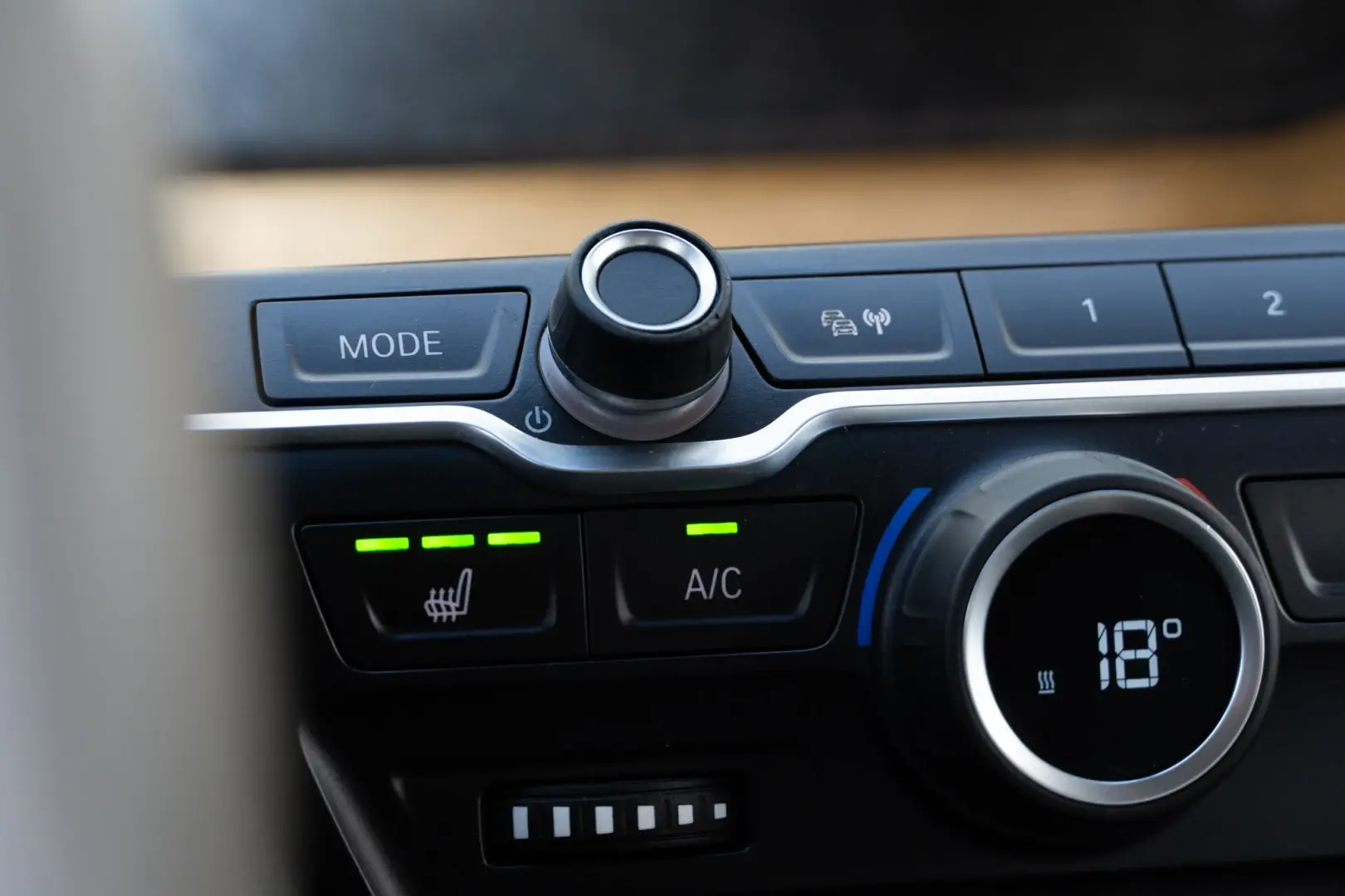 BMW i3 (120 Ah) 24