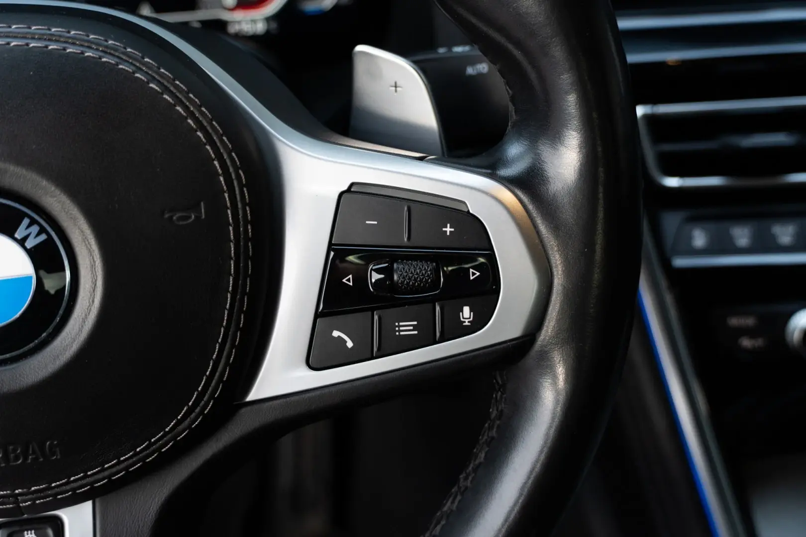 BMW 840 d xDrive Pack M 14