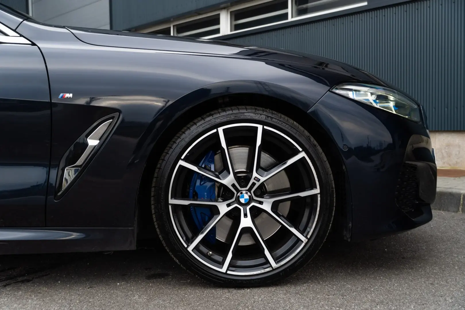 BMW 840 d xDrive Pack M 48