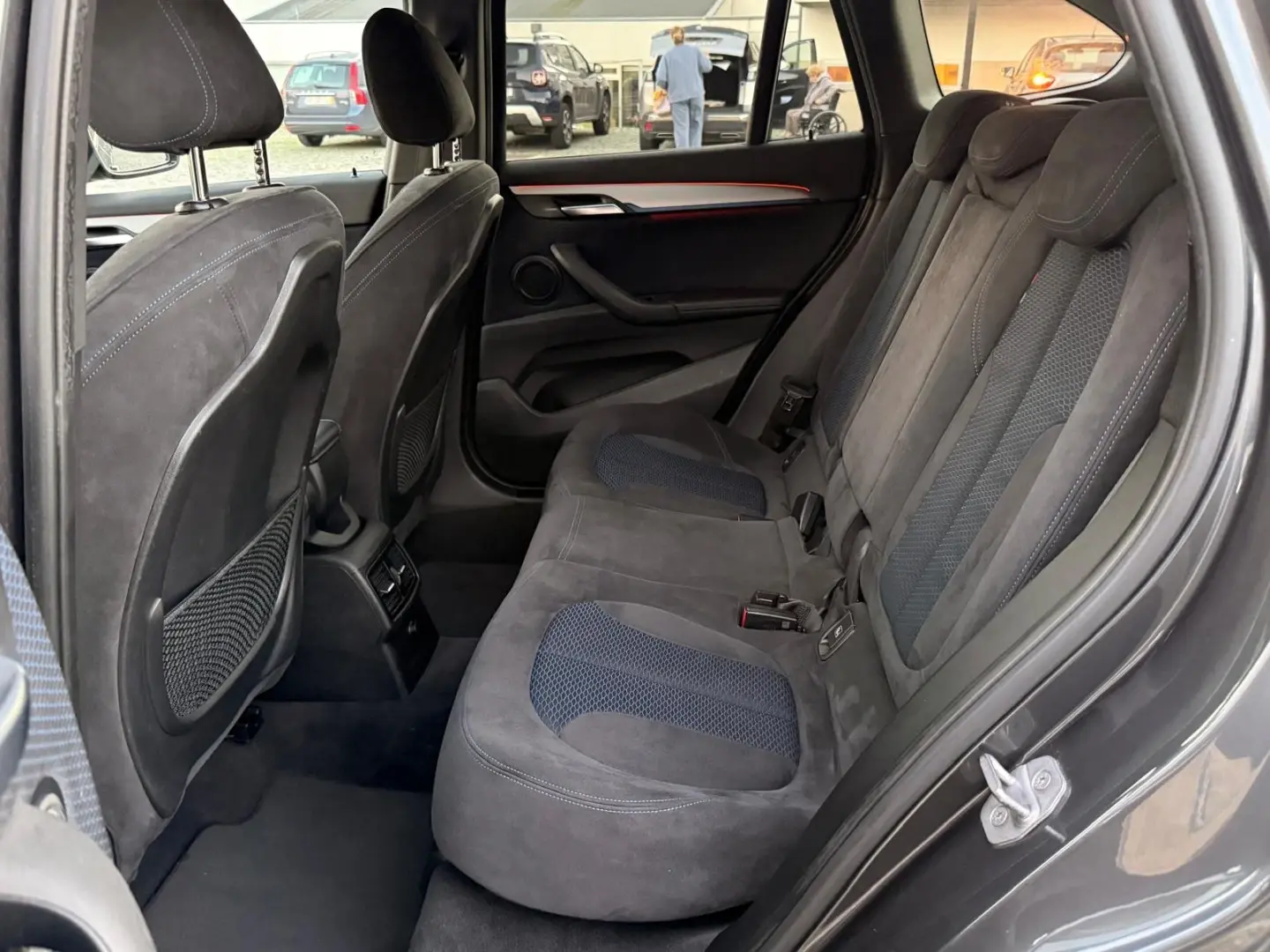 BMW X1 16 d sDrive Pack M 13