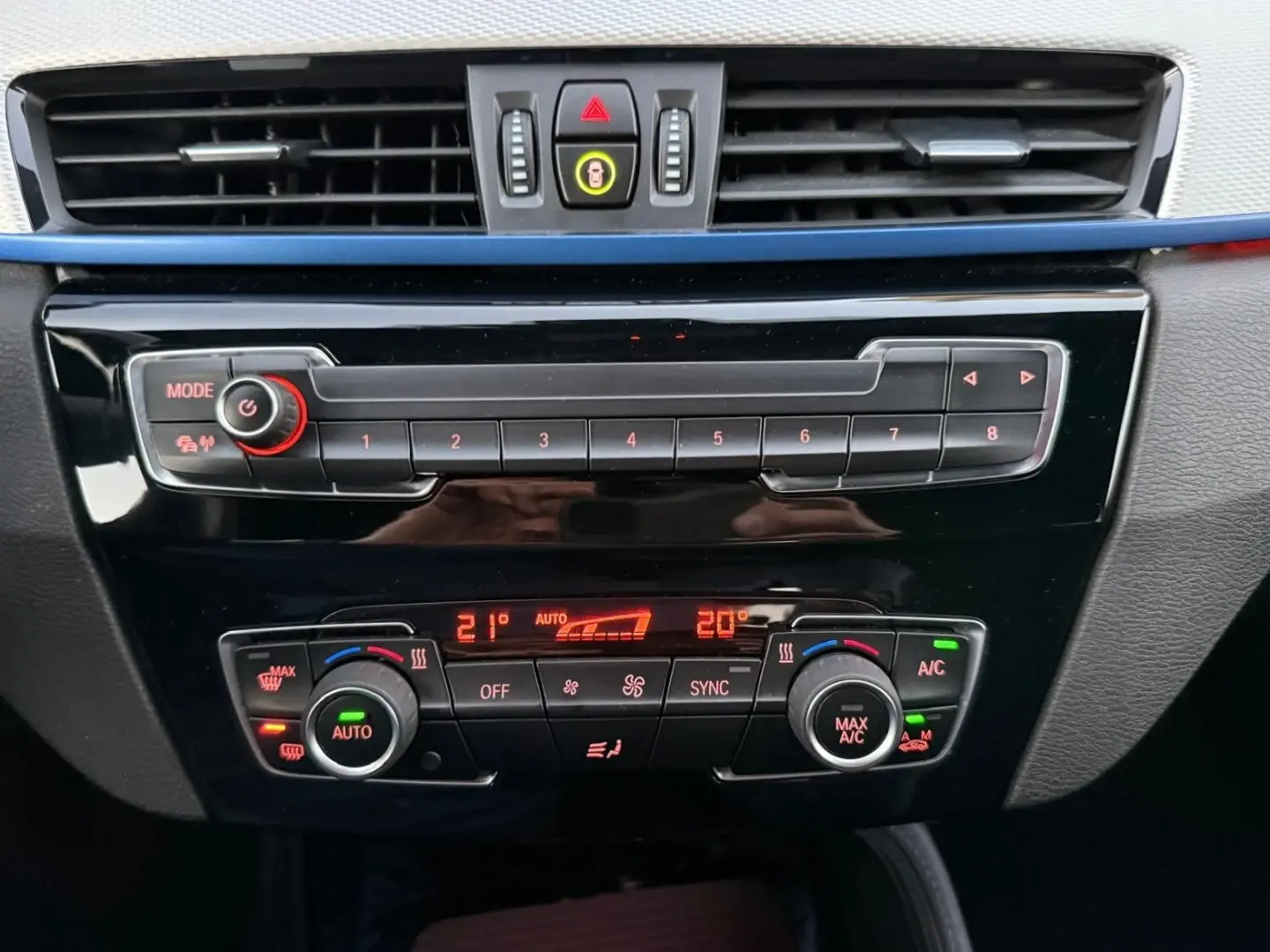 BMW X1 16 d sDrive Pack M 27