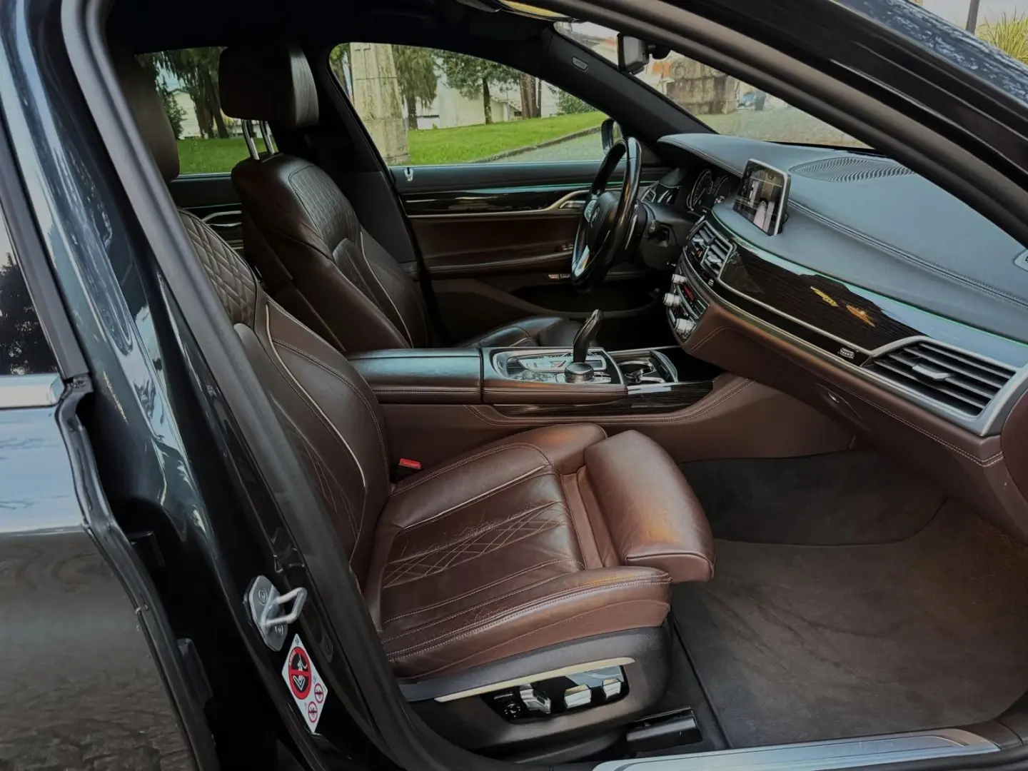 BMW 730 d Pack M Auto 13