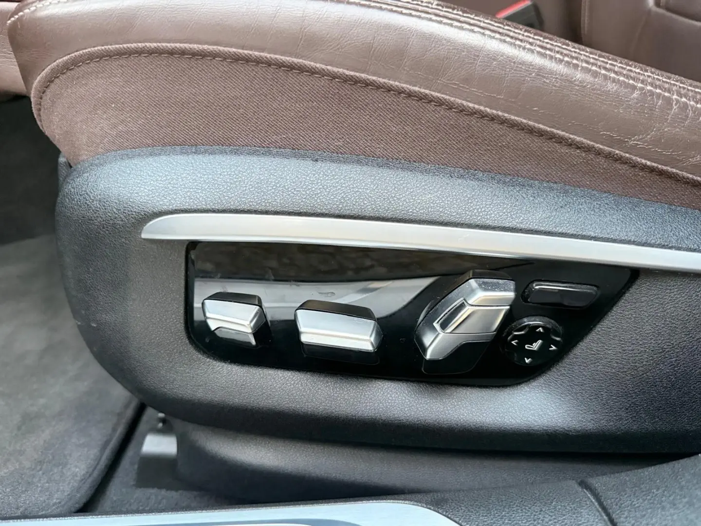 BMW 730 d Pack M Auto 22
