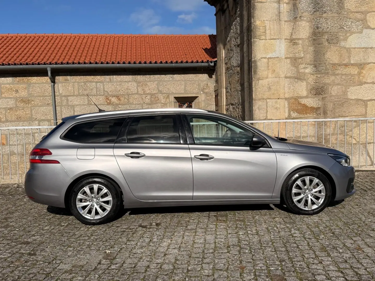 Peugeot 308 SW 1.5 BlueHDi Style 19