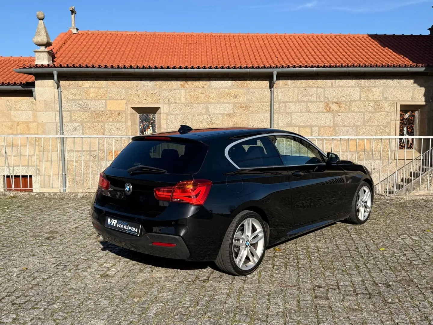 BMW 118 d Pack M 6