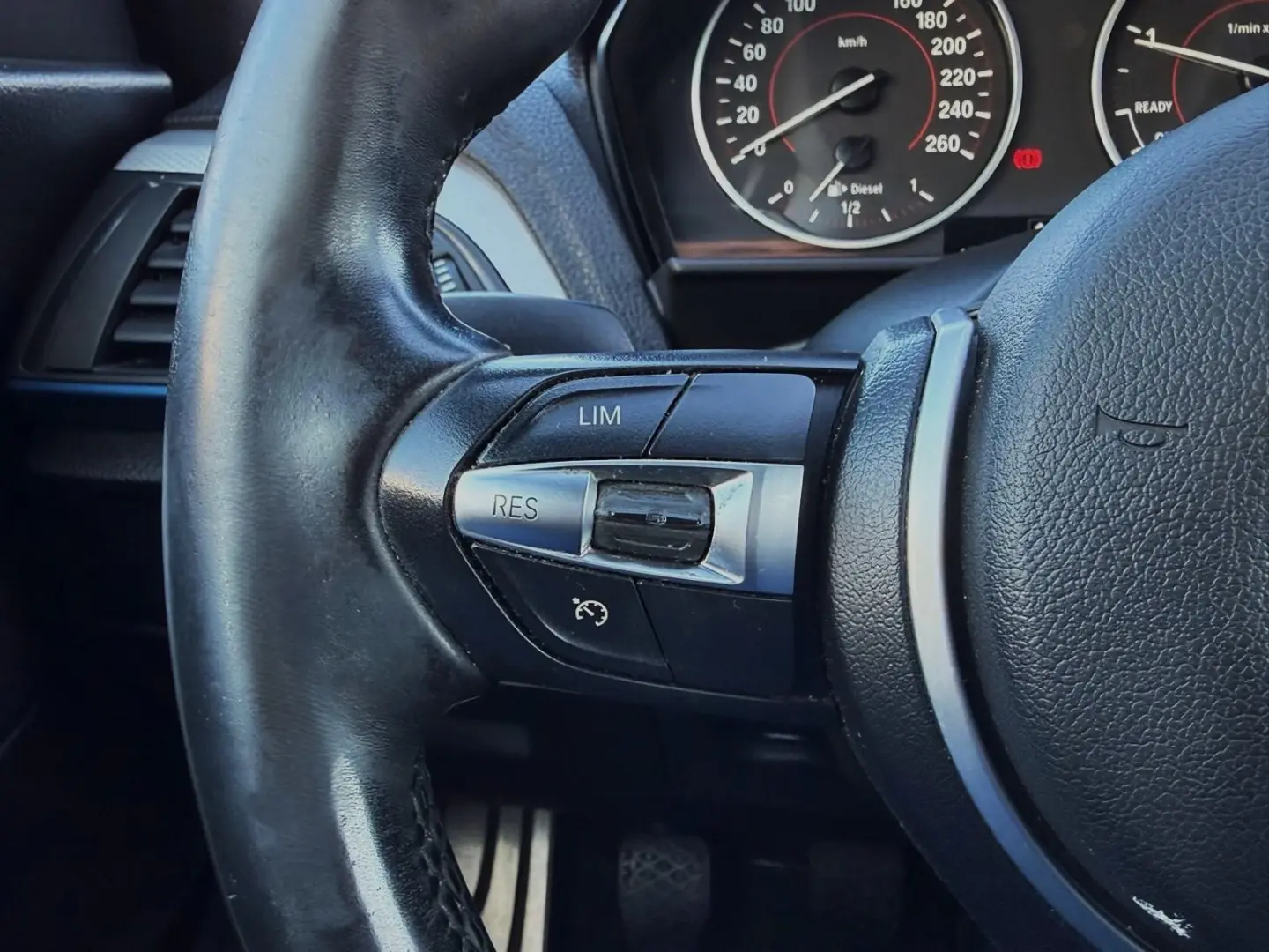 BMW 118 d Pack M 27