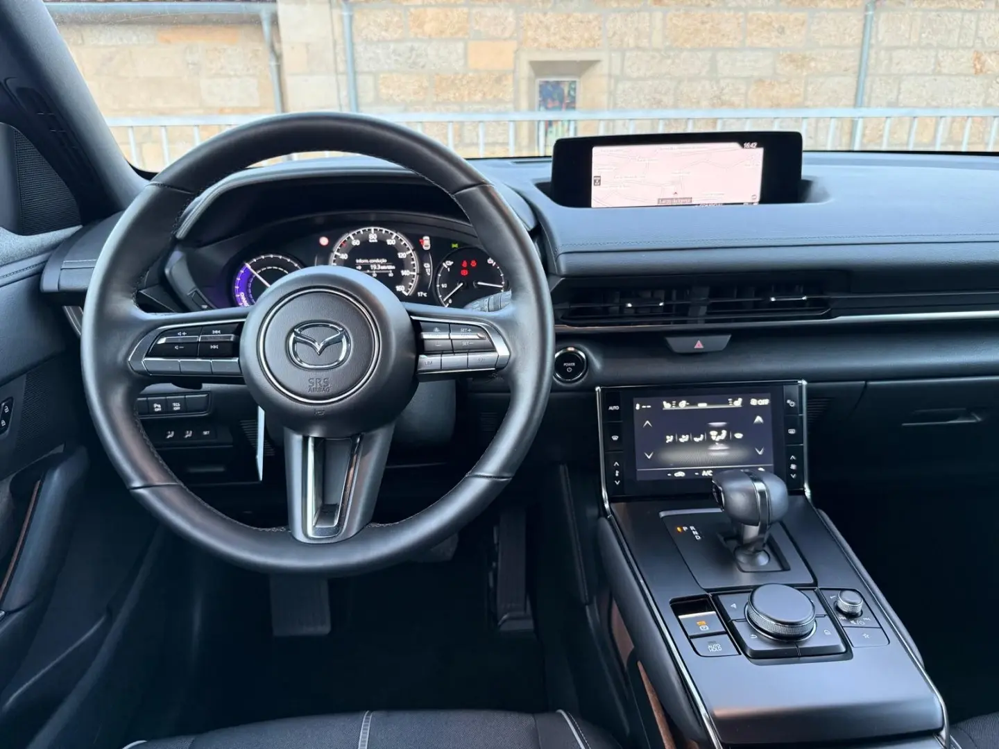 Mazda MX-30 e-SKYACTIV Advantage+Modern Confidence 24