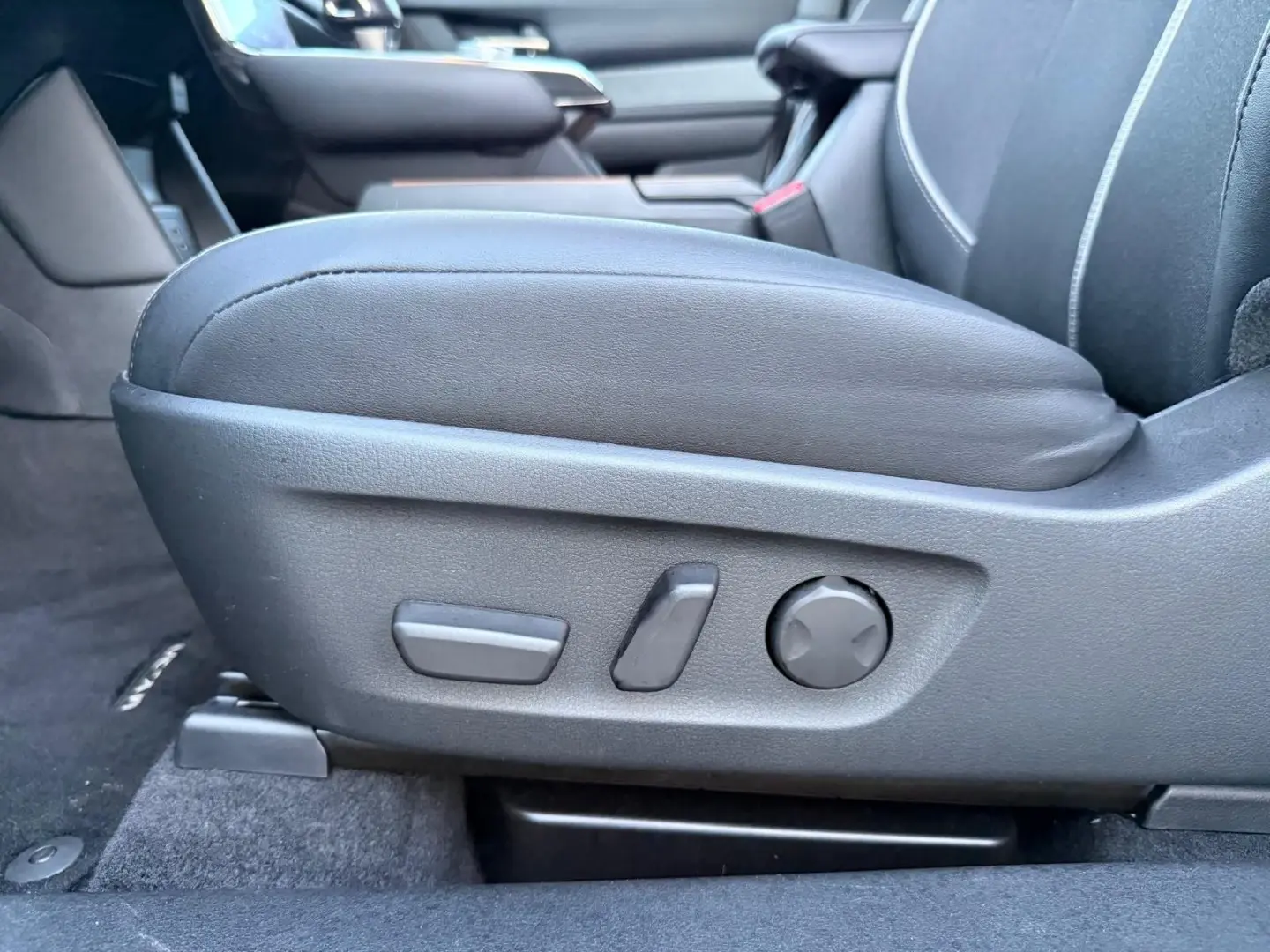 Mazda MX-30 e-SKYACTIV Advantage+Modern Confidence 27