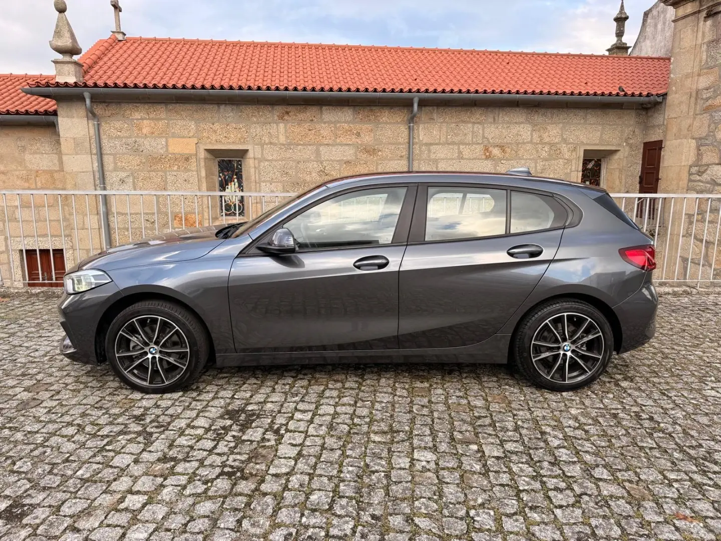 BMW 116 d Advantage Auto 27