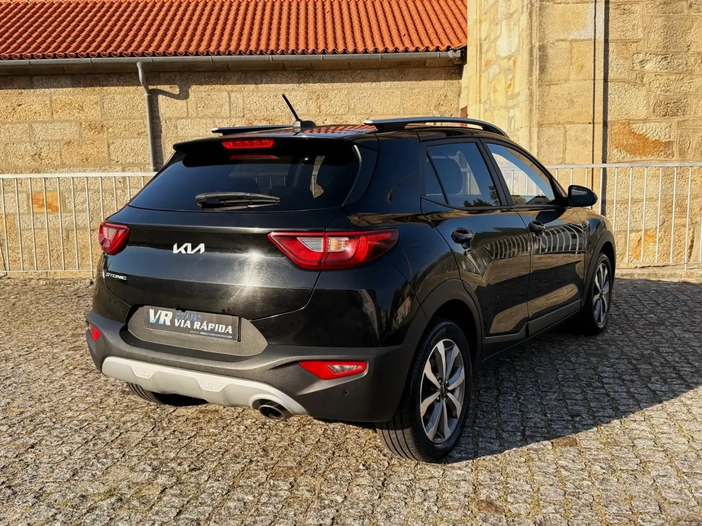 Kia Stonic 1.2 Dynamic 6