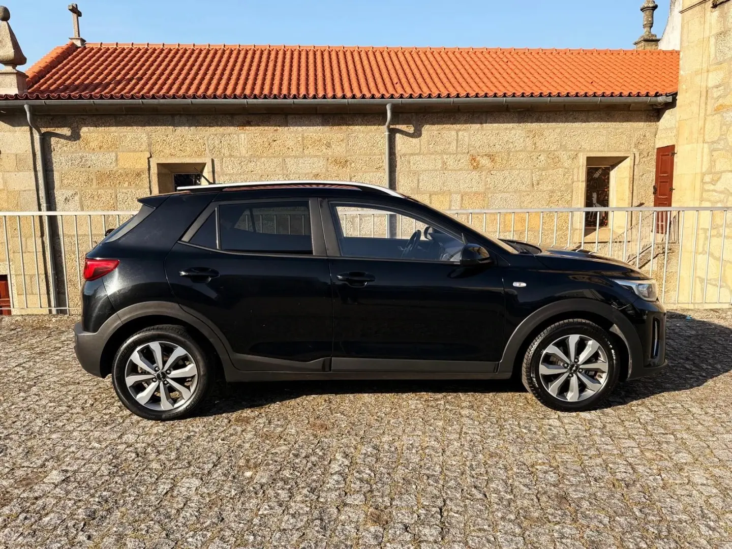 Kia Stonic 1.2 Dynamic 16
