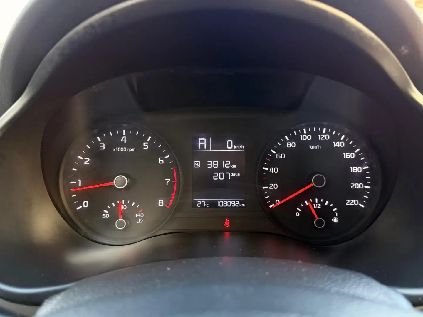 Kia Stonic 1.2 Dynamic 22