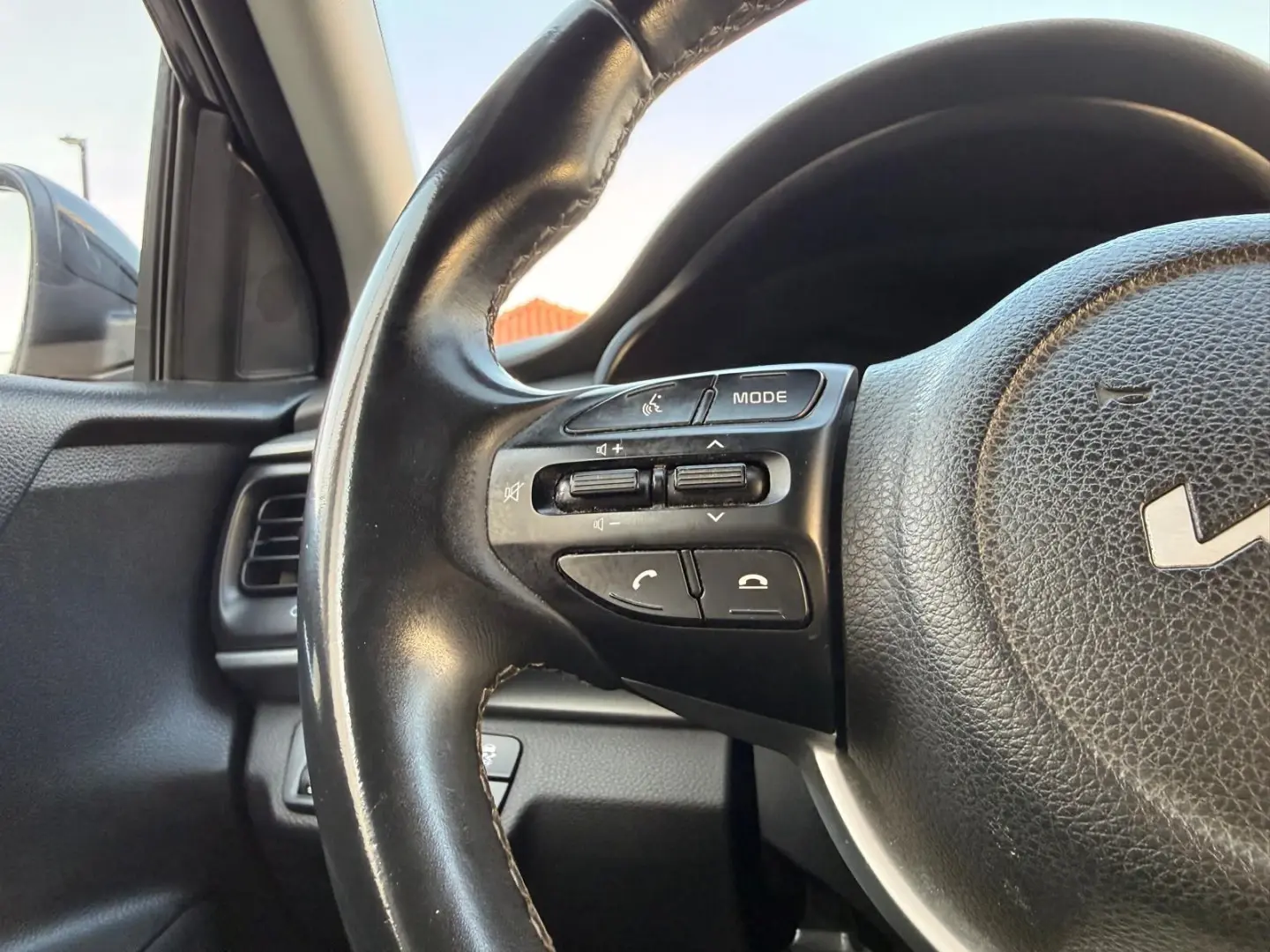 Kia Stonic 1.2 Dynamic 24