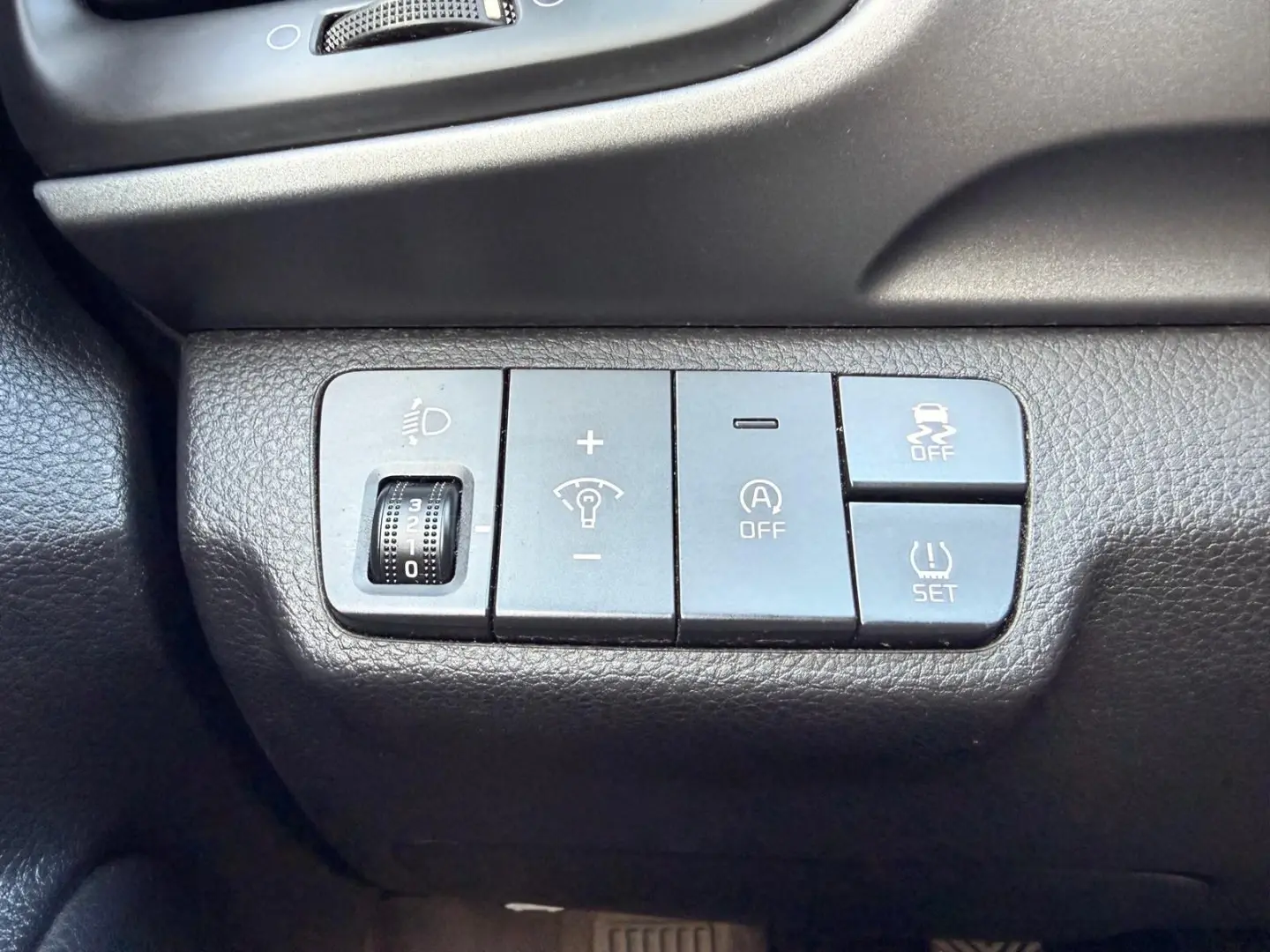 Kia Stonic 1.2 Dynamic 26