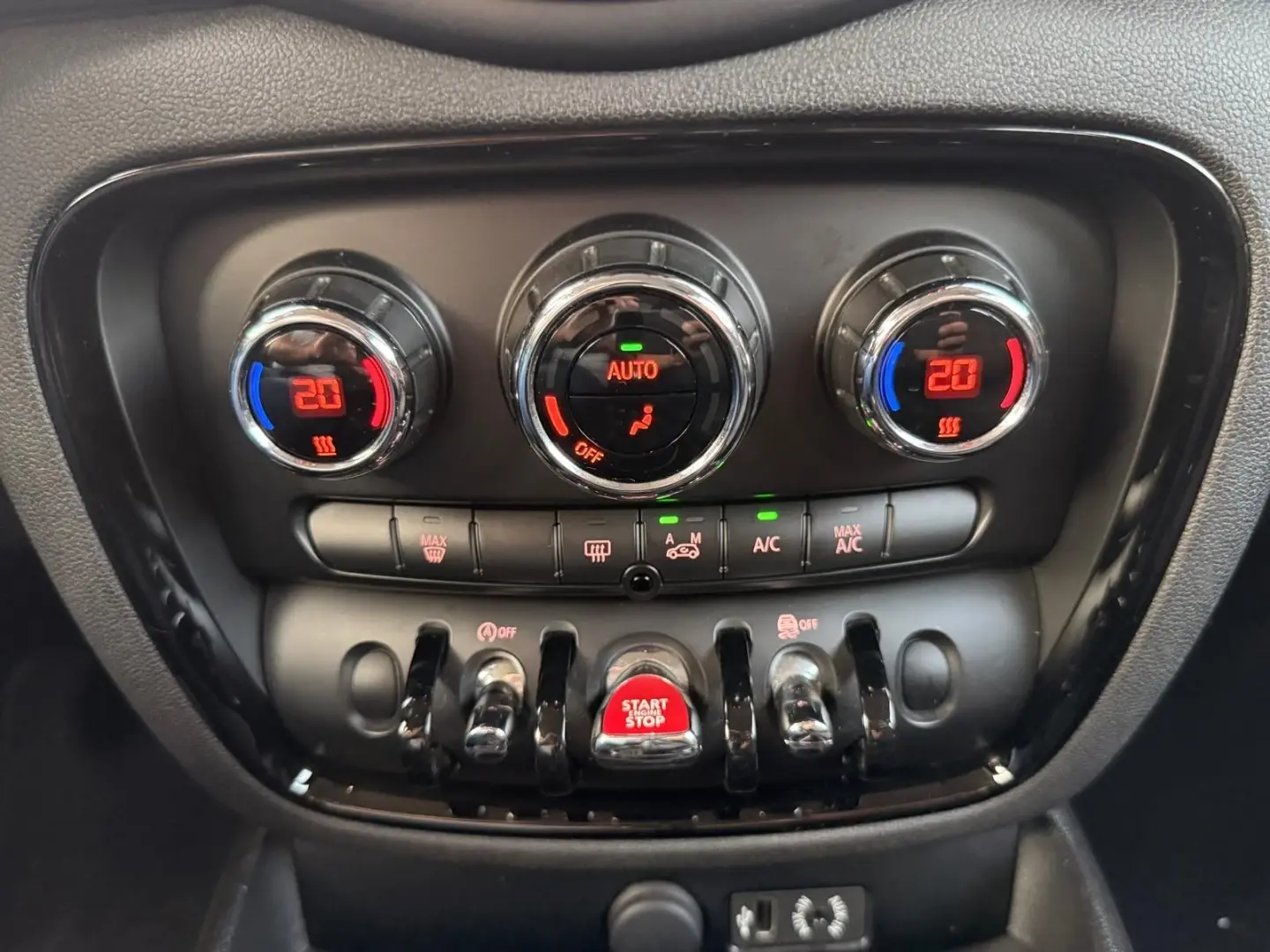 MINI Clubman One D 16