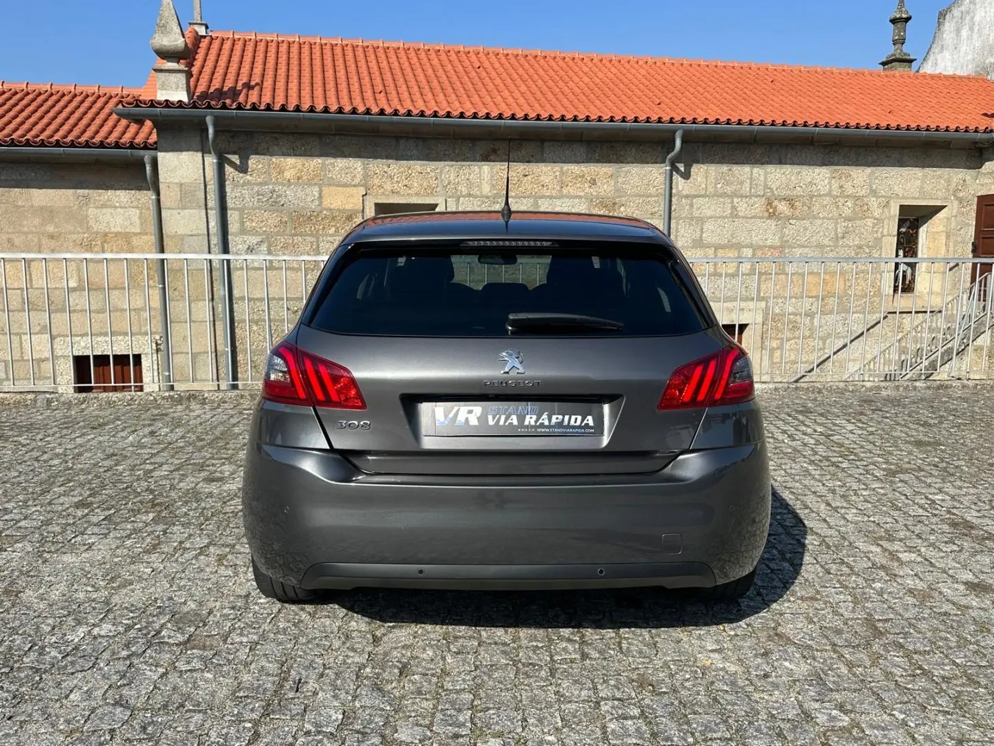Peugeot 308 1.2 PureTech Allure EAT8 5