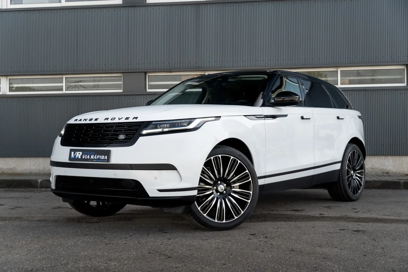 Land Rover Range Rover Velar 2.0 P400e AWD S 1