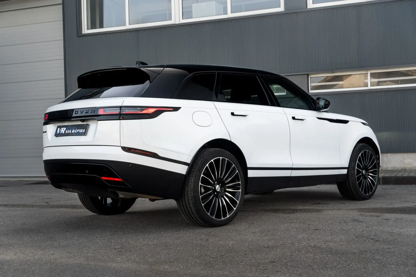 Land Rover Range Rover Velar 2.0 P400e AWD S 4