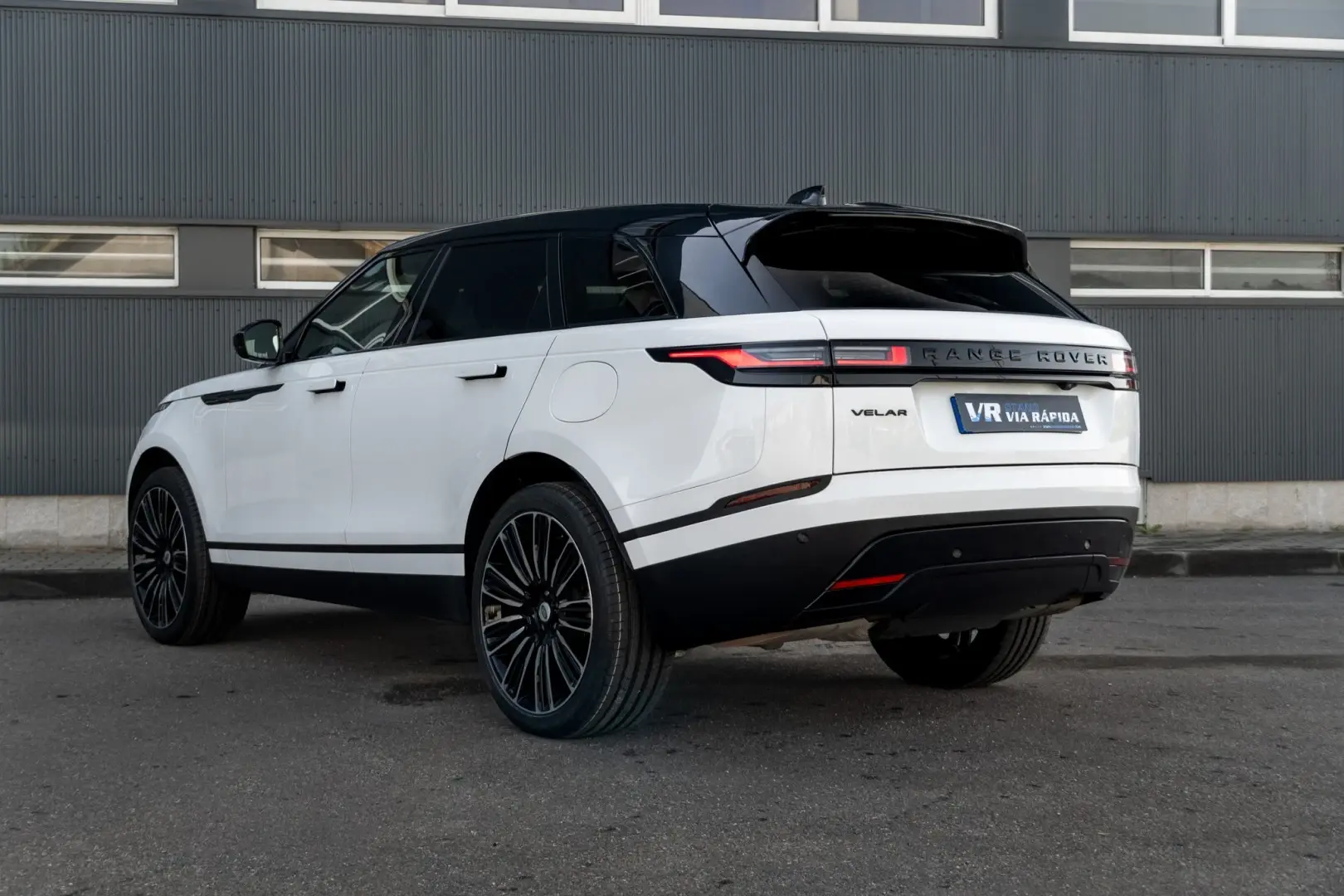 Land Rover Range Rover Velar 2.0 P400e AWD S 6