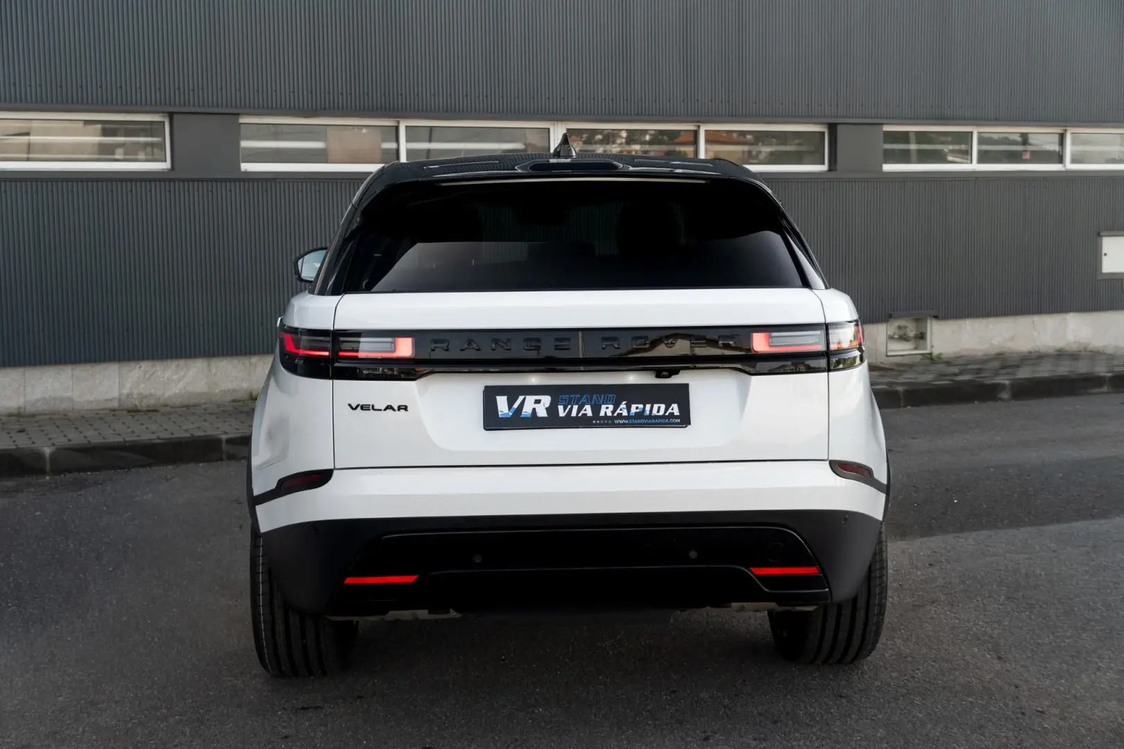 Land Rover Range Rover Velar 2.0 P400e AWD S 5