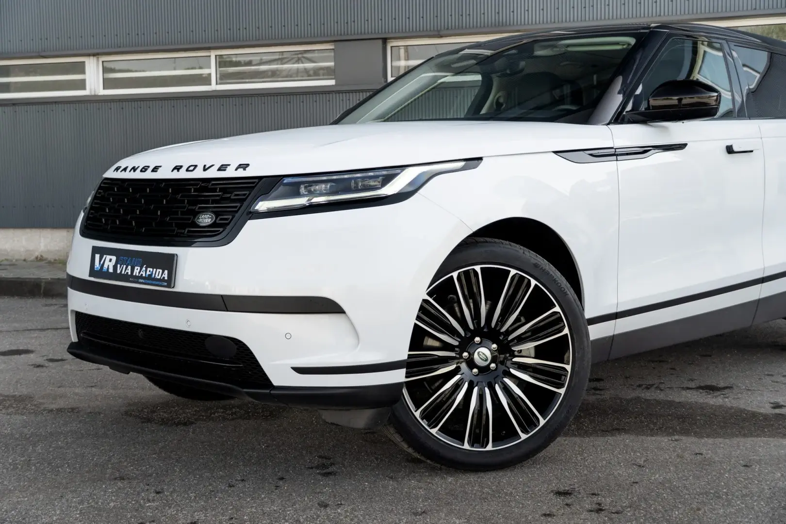 Land Rover Range Rover Velar 2.0 P400e AWD S 11
