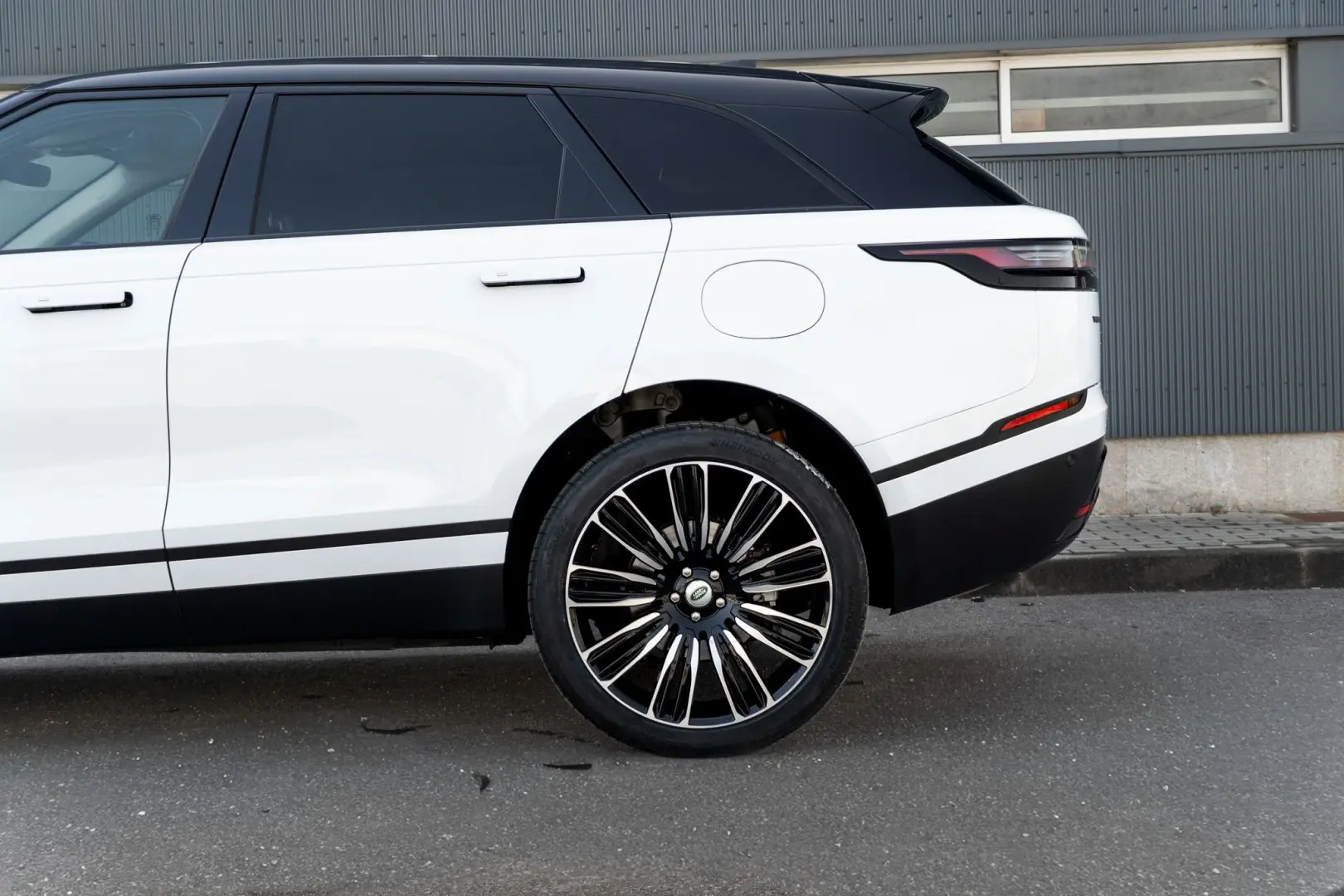 Land Rover Range Rover Velar 2.0 P400e AWD S 51