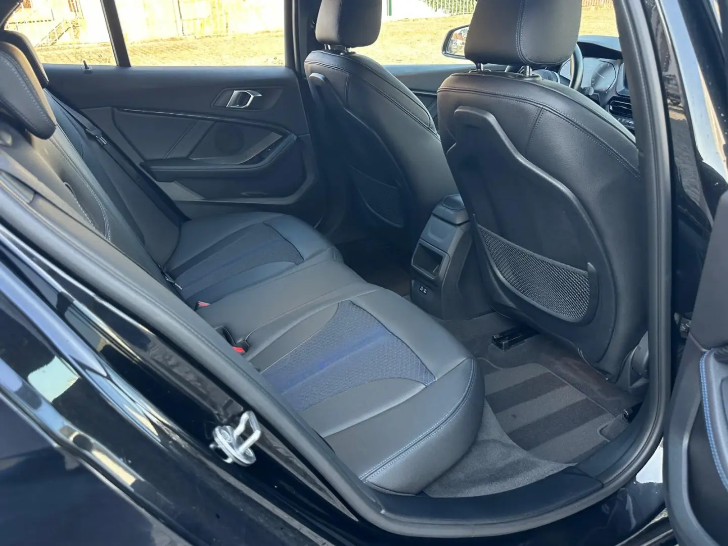 BMW 116 d Pack Desportivo M 28