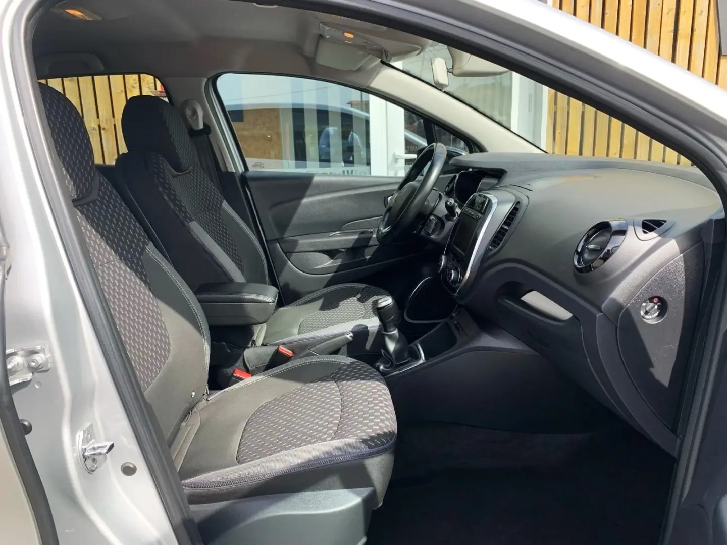 Renault Captur 1.5 dCi Exclusive 11