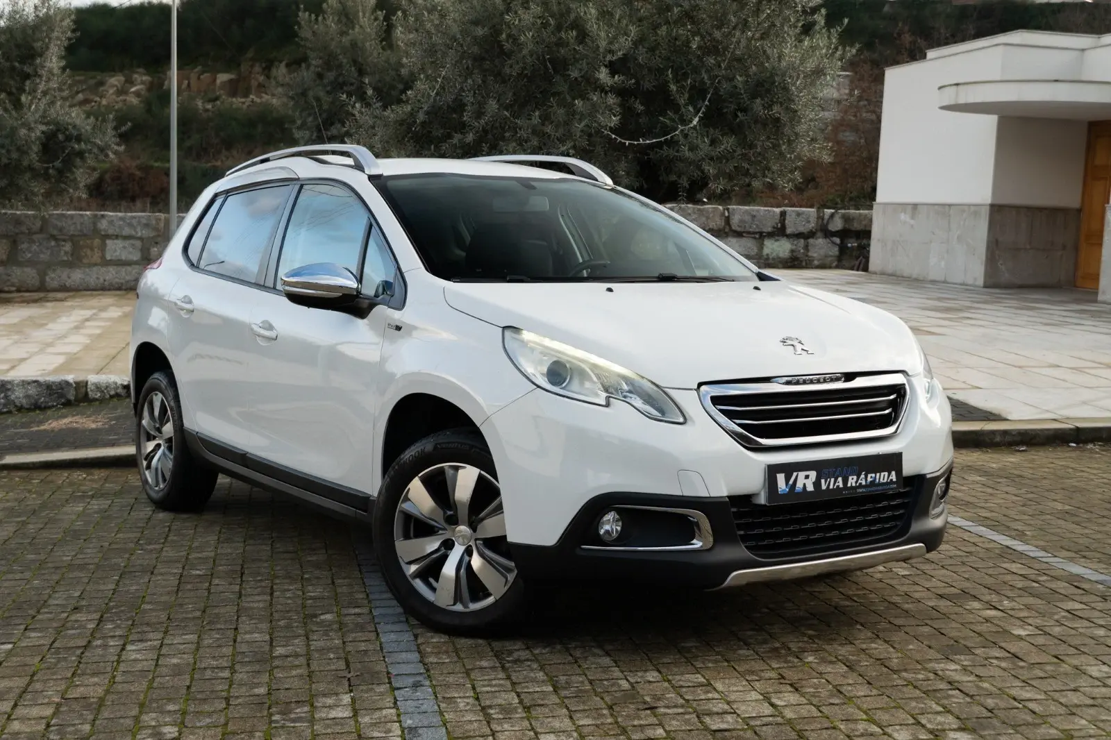 Peugeot 2008 1.2 PureTech Style 3
