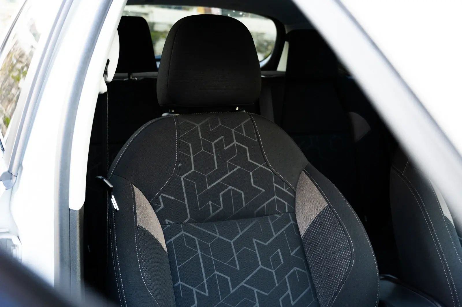 Peugeot 2008 1.2 PureTech Style 9