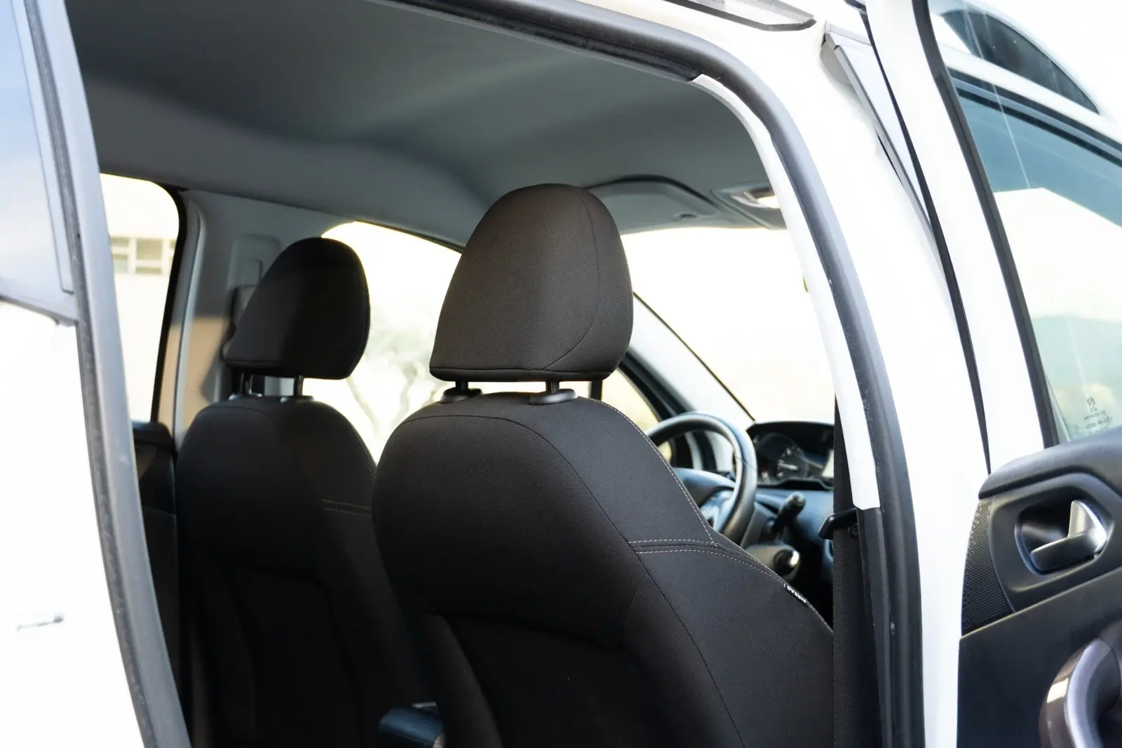 Peugeot 2008 1.2 PureTech Style 19