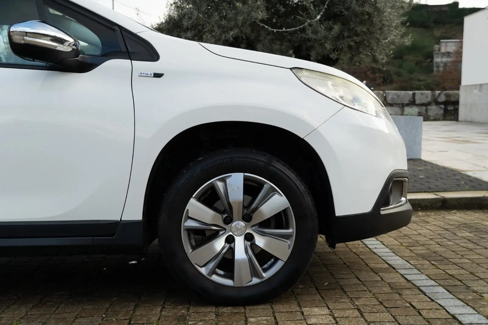 Peugeot 2008 1.2 PureTech Style 28