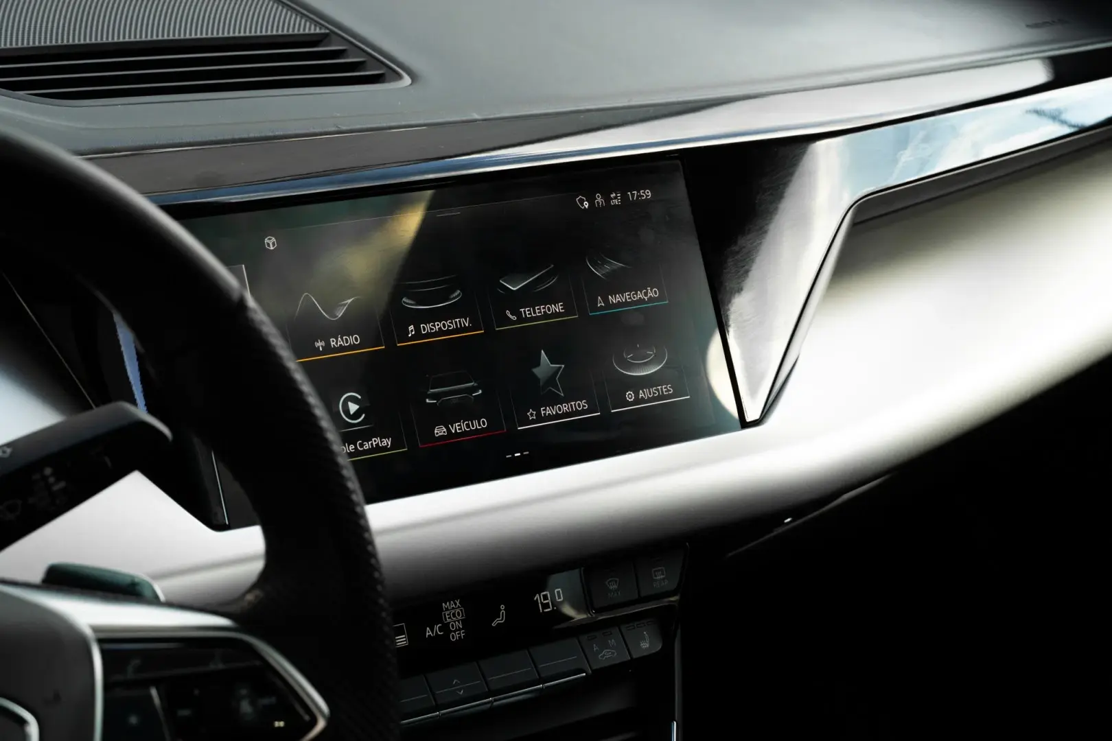 Audi e-tron GT quattro 11