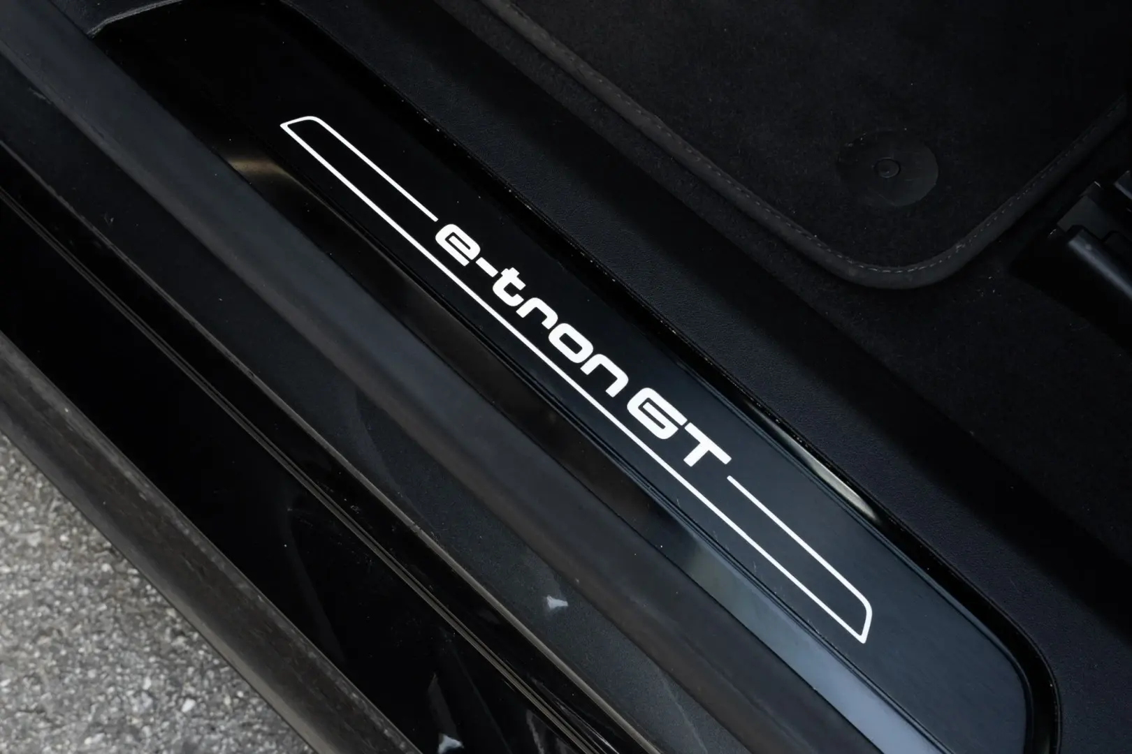 Audi e-tron GT quattro 31
