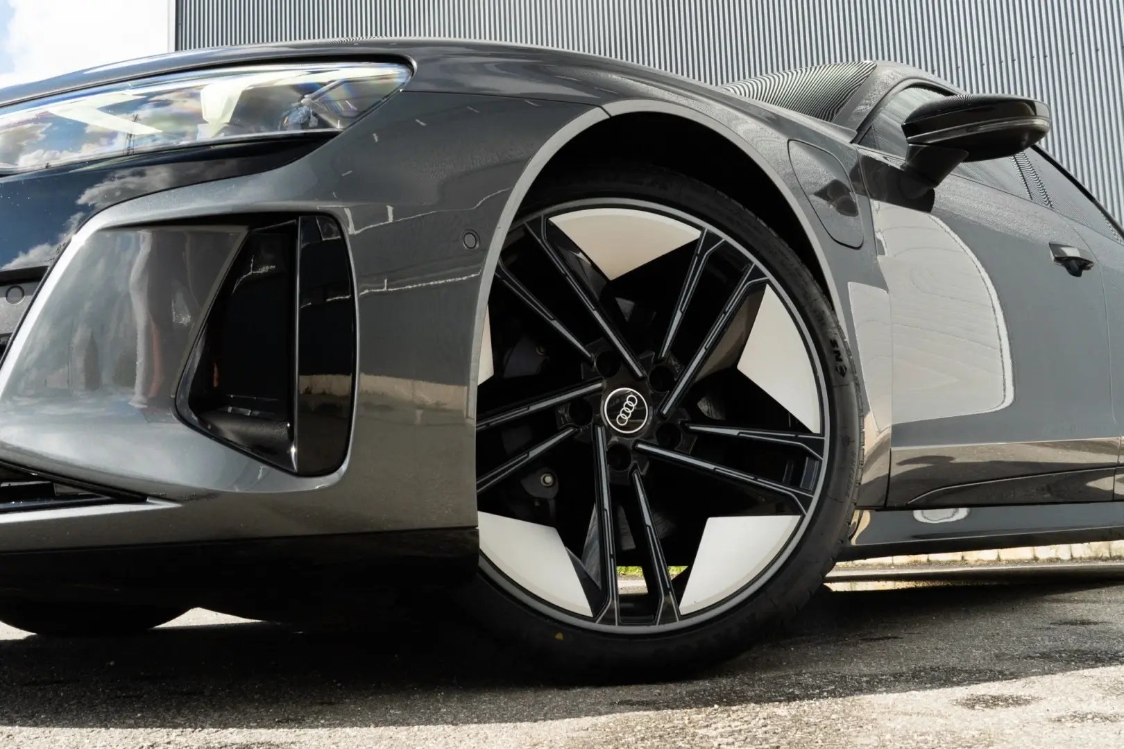 Audi e-tron GT quattro 48