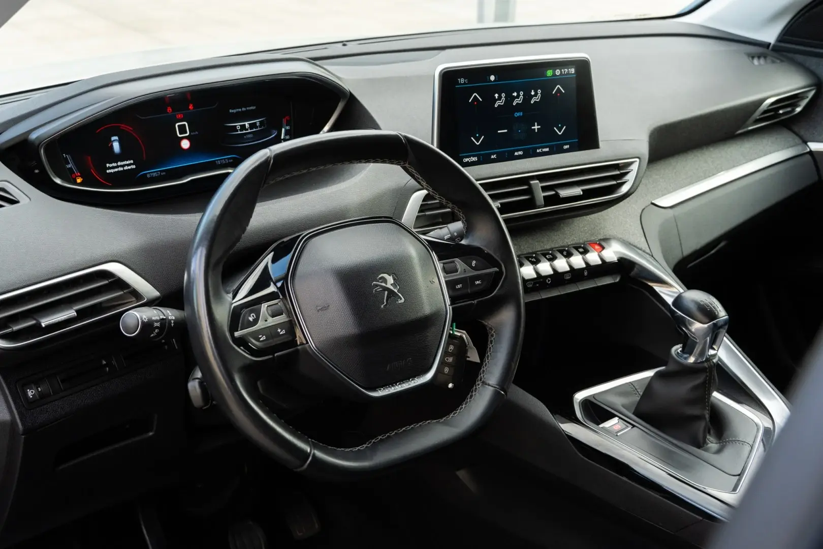 Peugeot 3008 1.2 PureTech Allure Pack 7