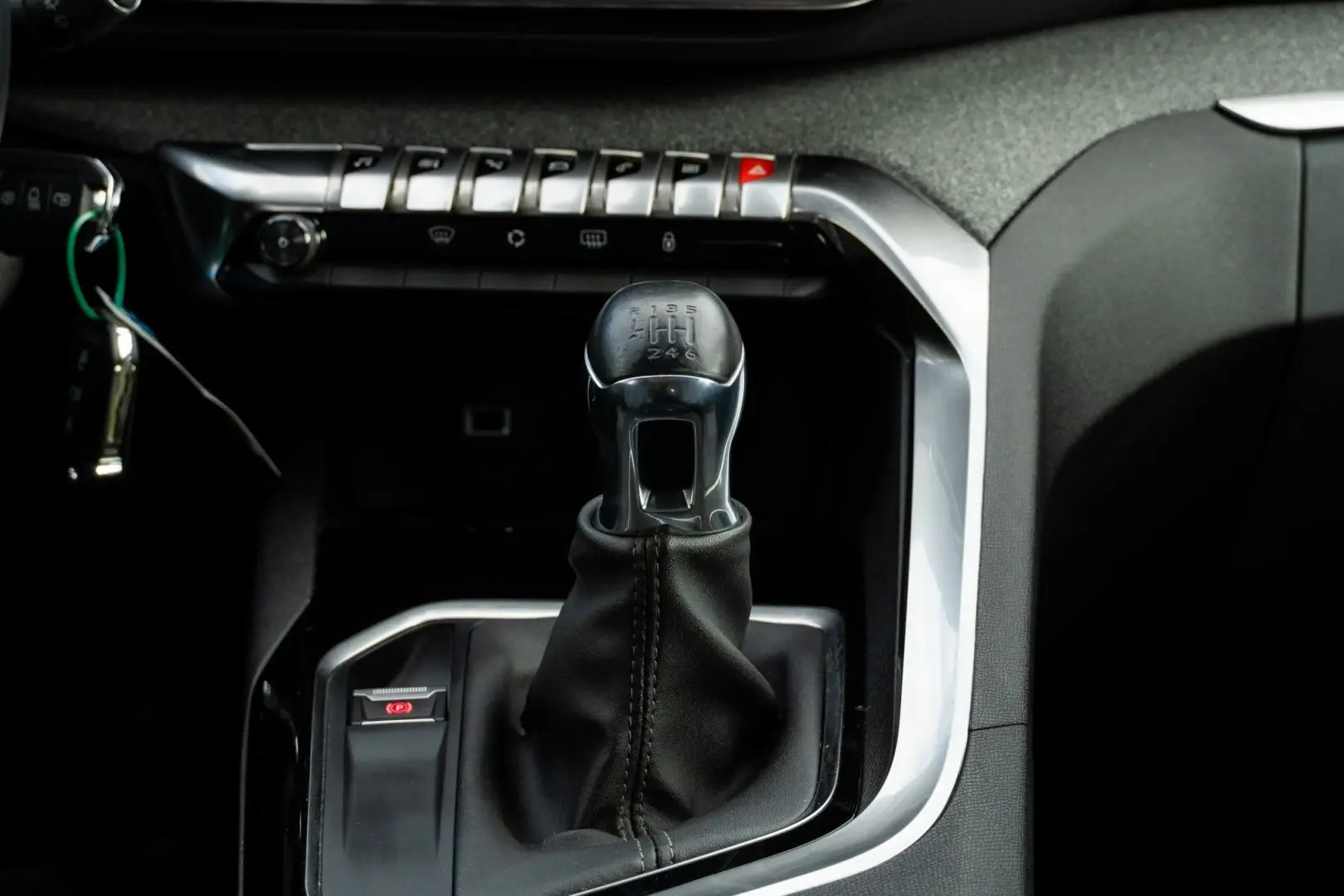 Peugeot 3008 1.2 PureTech Allure Pack 31