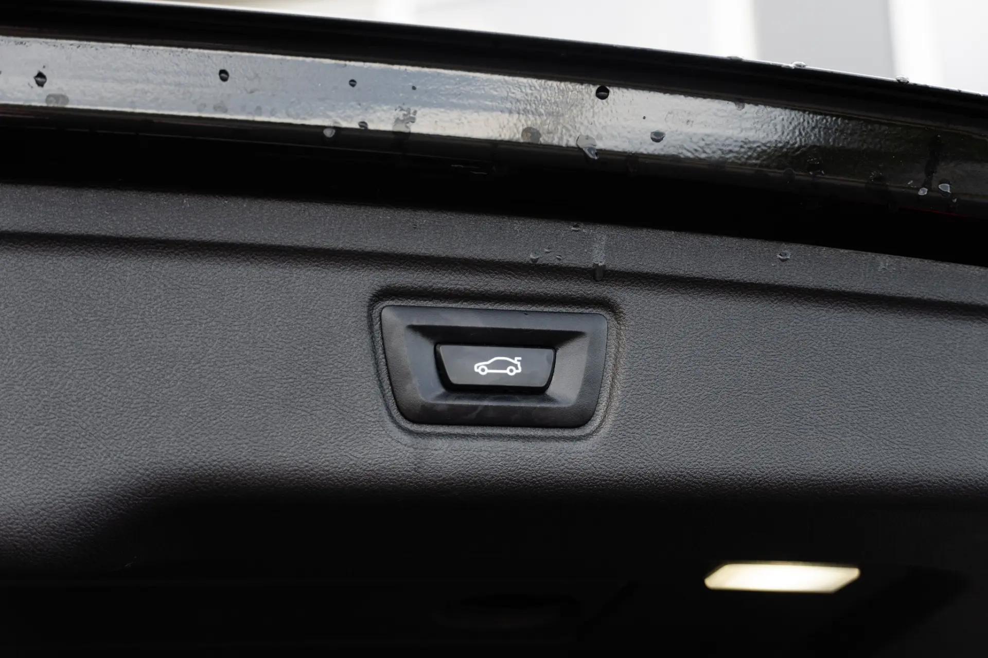 BMW 330 e Pack M Auto 57