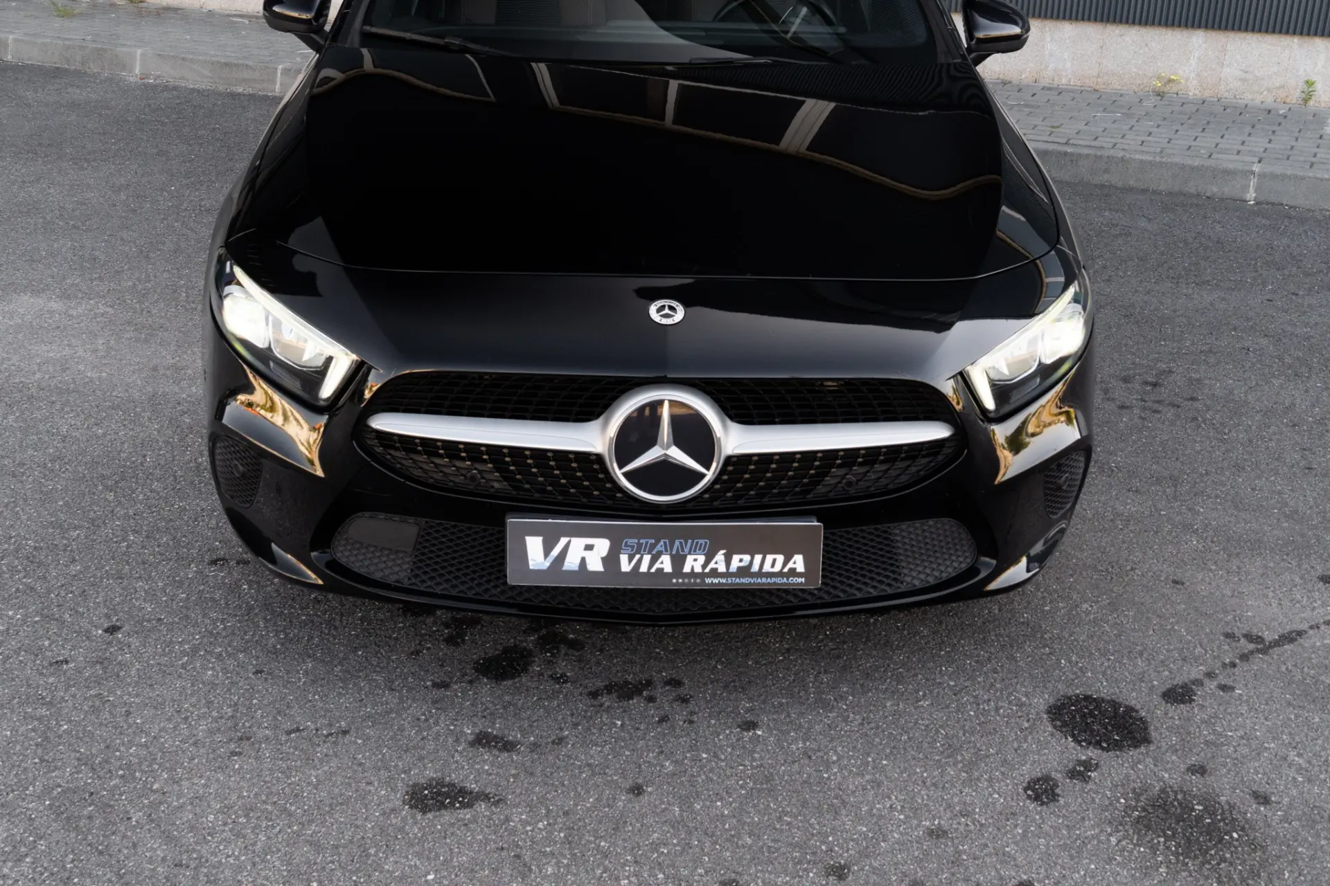 Mercedes-Benz A 180 Limousine d Progressive Aut. 29
