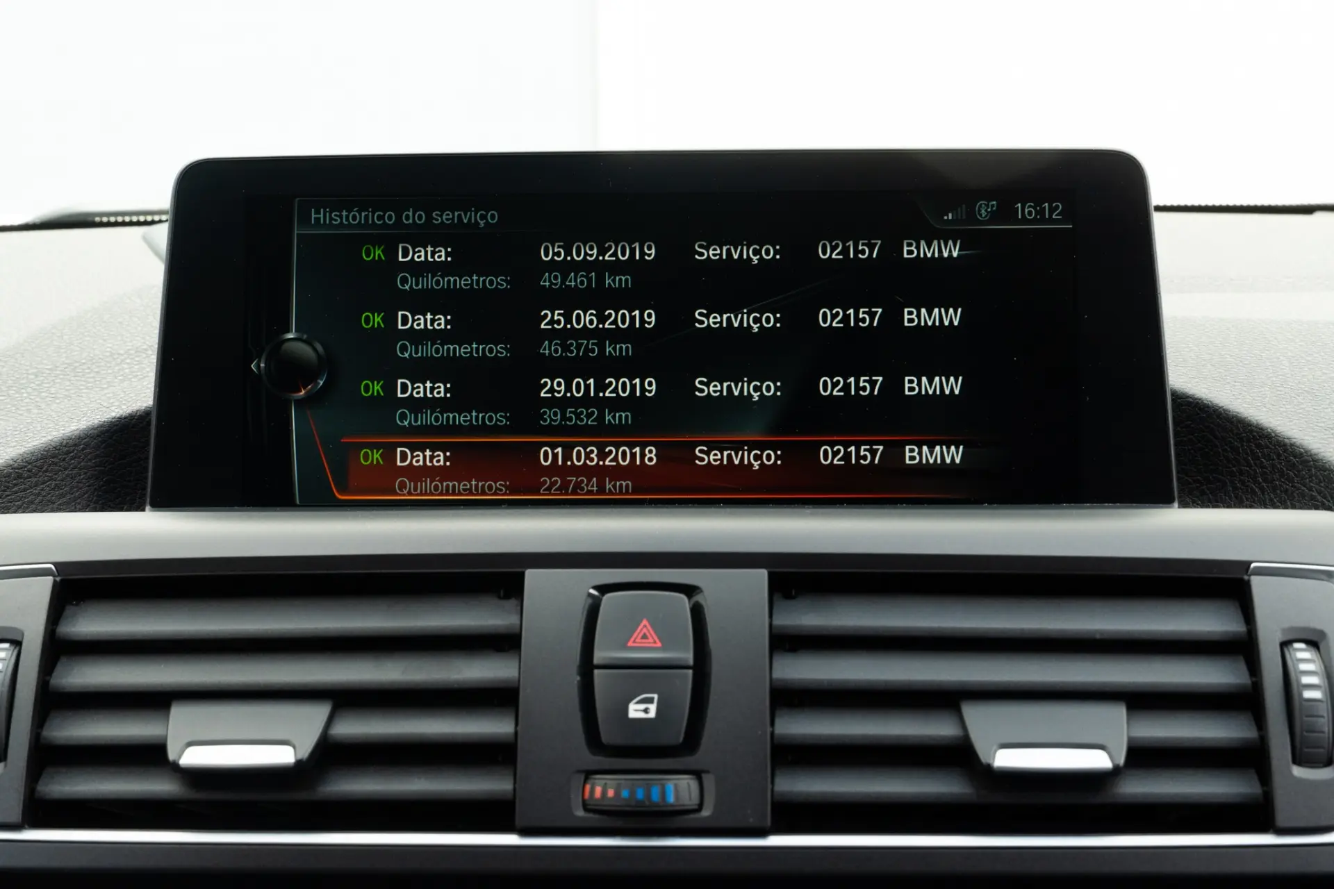 BMW 116 d Pack M Auto 21
