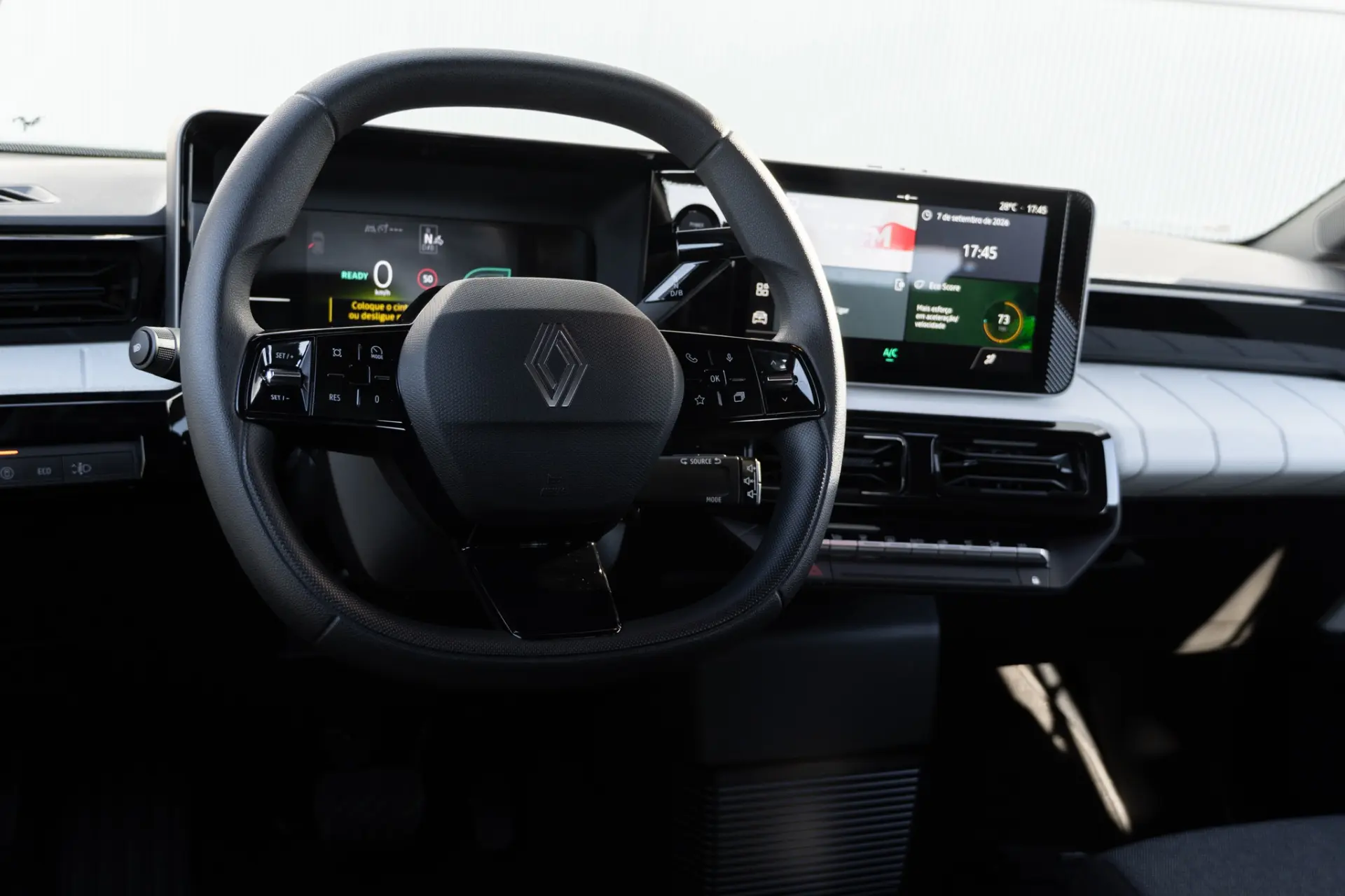 Renault 5 E-Tech 40 kWh Evolution Autonomia Urbana 7