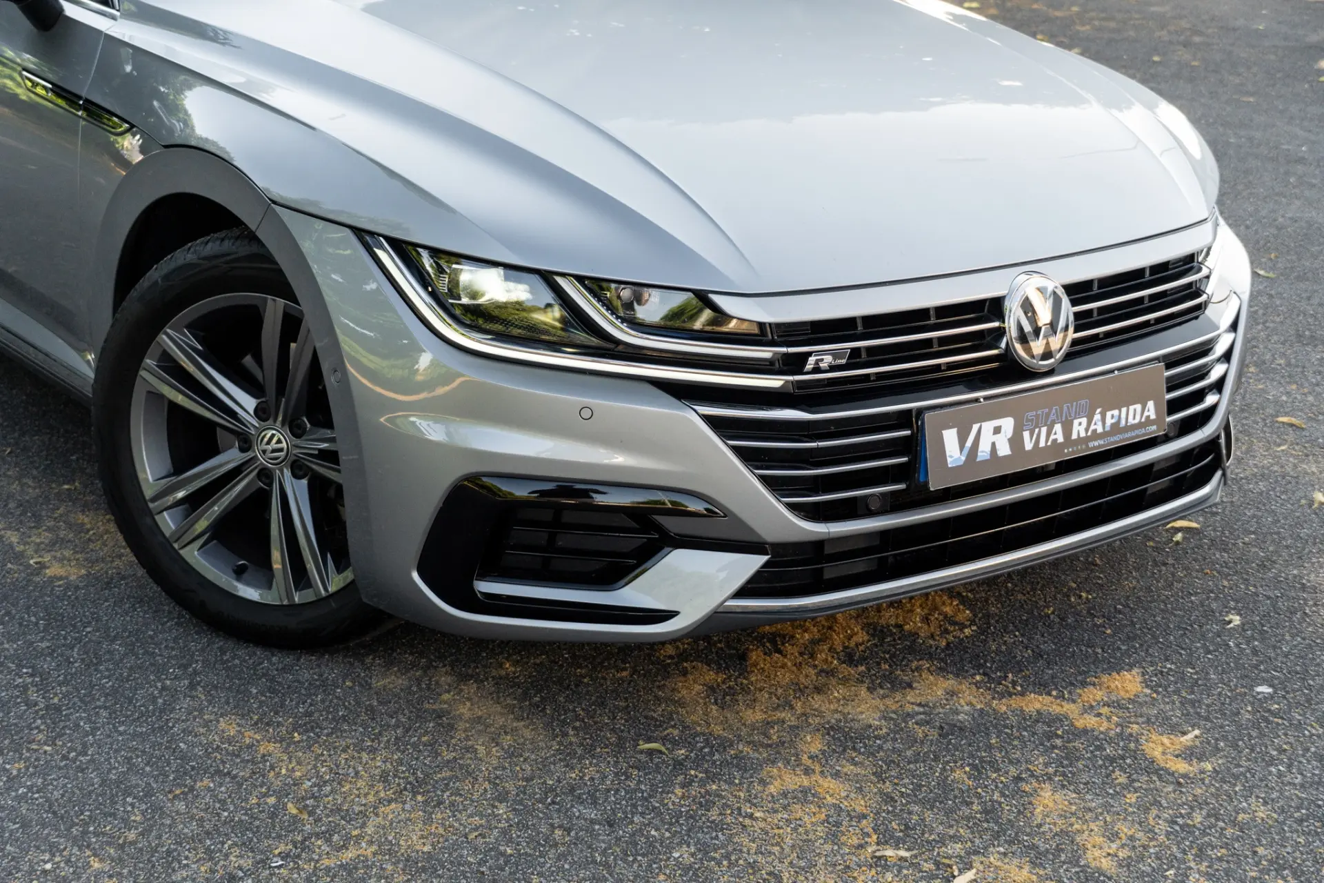 Volkswagen Arteon 2.0 TDI R-Line DSG 23
