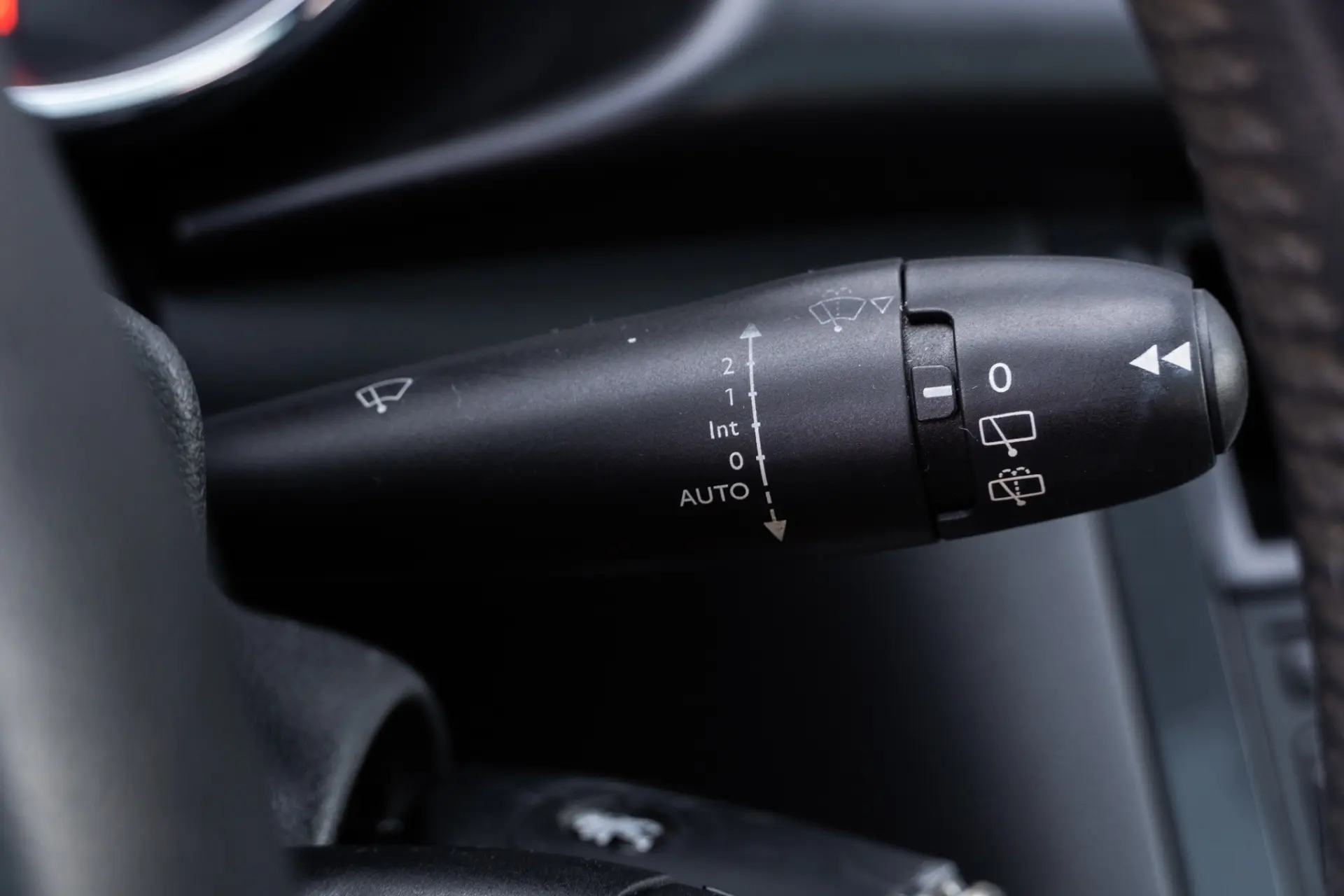 Peugeot 3008 1.6 HDi Allure 23