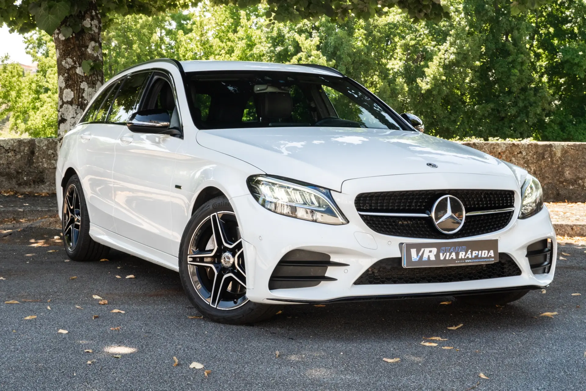Mercedes-Benz C 300 de AMG Line 3